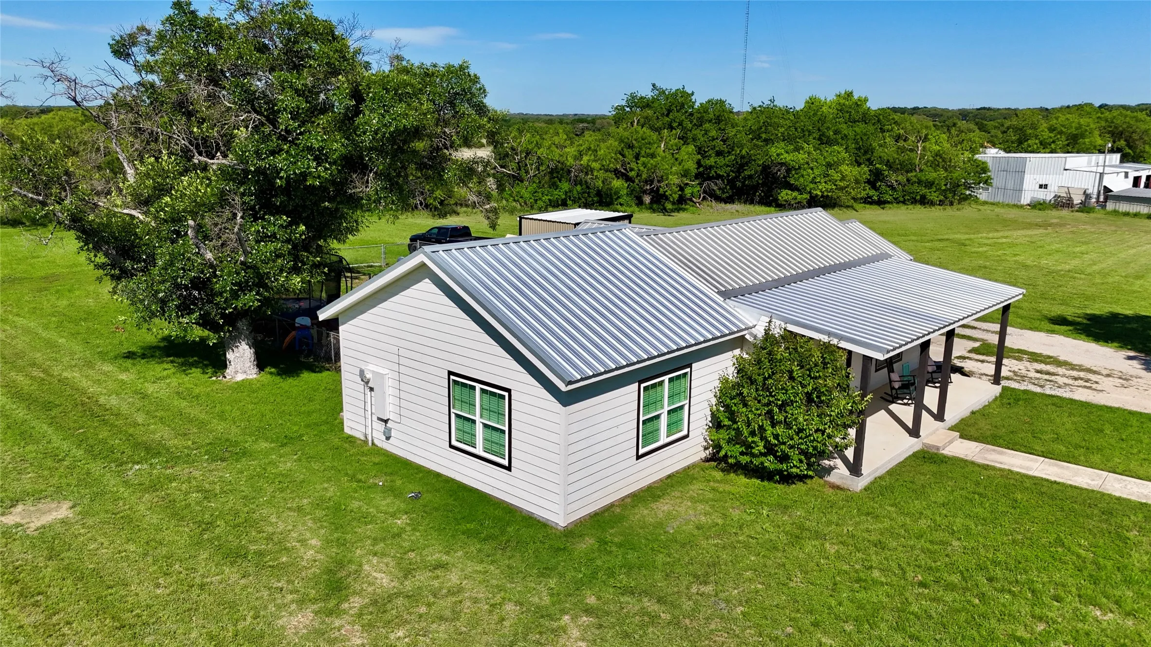 Single Family Residence For Sale in Brown County , 700b Garmon Drive, Early, Texas 76802, 3 Bedrooms, 2 Bathrooms, Garage spaces, 1,384 Sqft, built in 1945, Price $235,000, mls#21254030, Real Estate Agent in Early, Homes For Sale in Brown county, Homes For Sale in Early, Realtor in Early Texas, Real Estate Brokerage Independent Realty Texas, Luminita Cordes Realtor