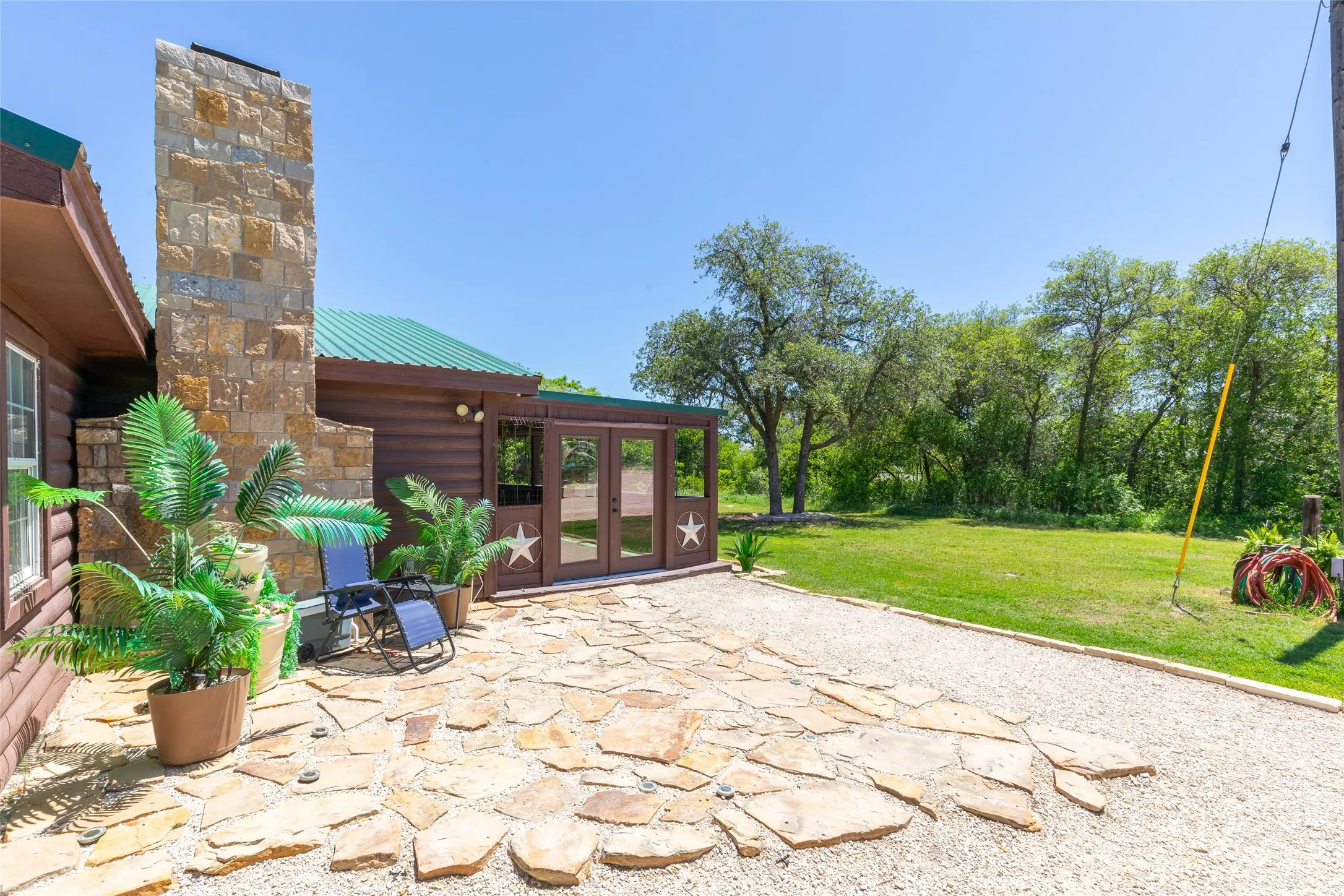Single Family Residence For Sale in Jones County , 10227 County Road 379, Hawley, Texas 79525, 3 Bedroom, 2 Bathroom, Garage spaces, 1,511 Sqft, built in 2007, Preowned, mls#21252847, Real Estate Agent in Hawley, Homes For Sale in Jones county, Homes For Sale in Hawley, Realtor in Hawley Texas, Real Estate Brokerage Independent Realty Texas, Luminita Cordes Realtor