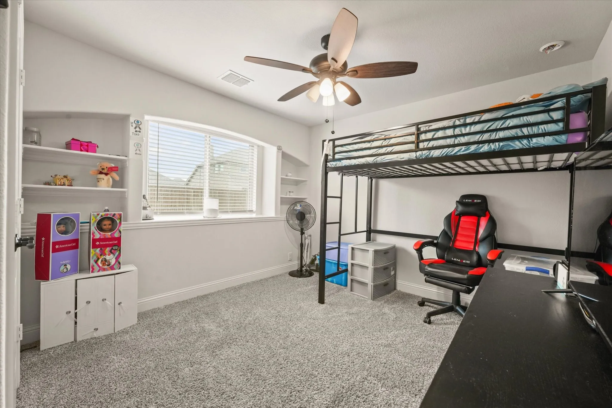 Single Family Residence For Sale in Denton County , 512 Navo Road, Little Elm, Texas 75068, 4 Bedroom, 3 Bathroom, 2 Garage spaces, 2,756 Sqft, built in 2022, mls#21254022, Real Estate Agent in Little Elm, Homes For Sale in Denton county, Homes For Sale in Little Elm, Realtor in Little Elm Texas, Real Estate Brokerage Independent Realty Texas, Luminita Cordes Realtor