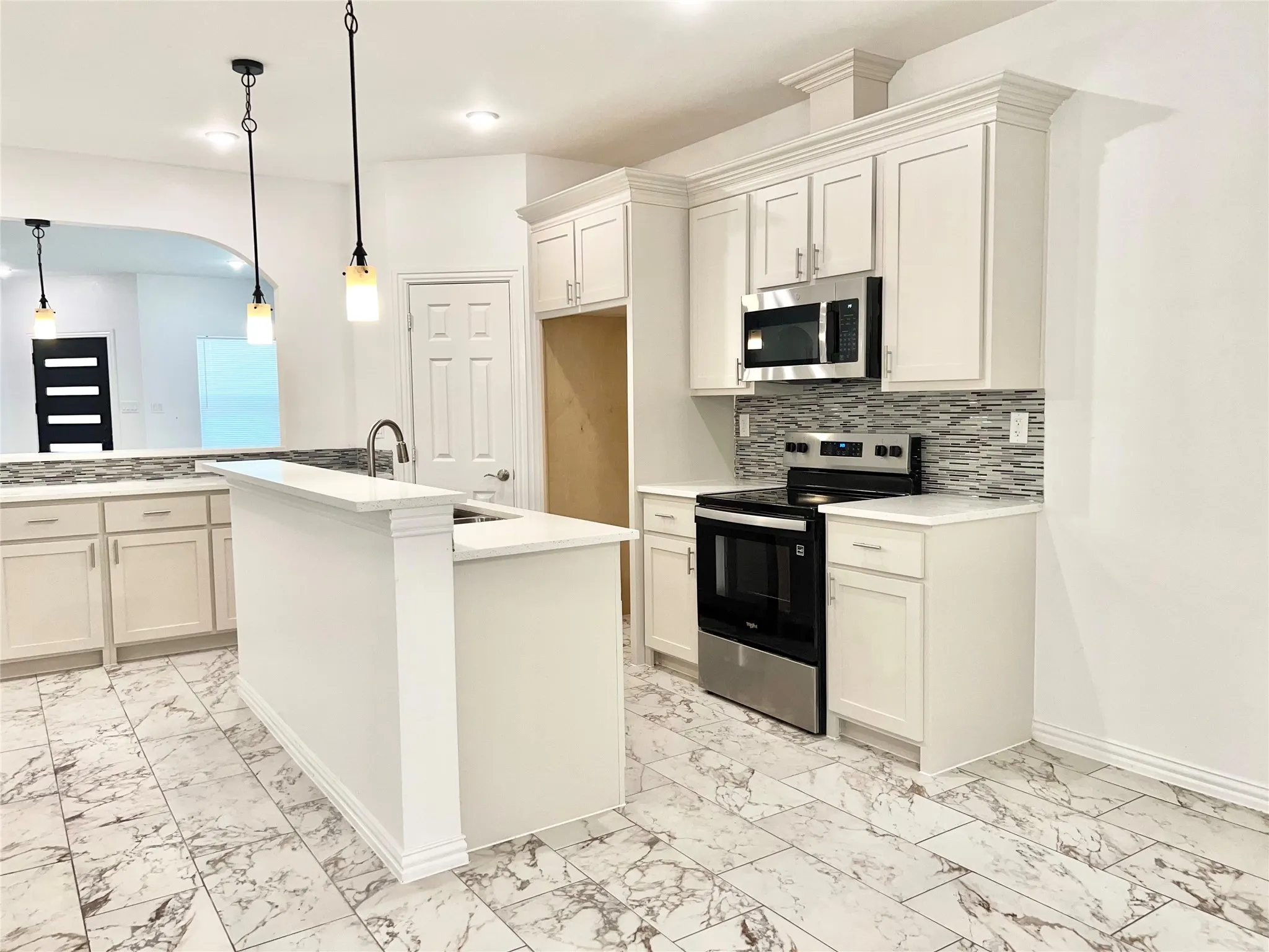 Single Family Residence For Sale in Dallas County , 2811 Silkwood Street, Dallas, Texas 75215, 4 Bedroom, 2 Bathroom, 2 Garage spaces, 2,173 Sqft, built in 2026, New Construction - Complete, mls#21253500, Real Estate Agent in Dallas, Homes For Sale in Dallas county, Homes For Sale in Dallas, Realtor in Dallas Texas, Real Estate Brokerage Independent Realty Texas, Luminita Cordes Realtor