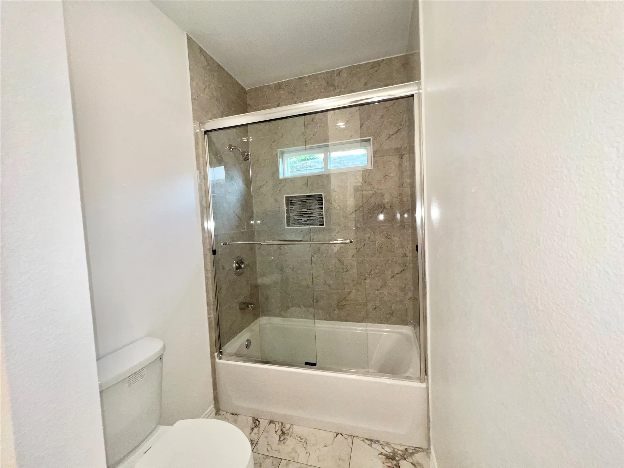 Single Family Residence For Sale in Dallas County , 2811 Silkwood Street, Dallas, Texas 75215, 4 Bedroom, 2 Bathroom, 2 Garage spaces, 2,173 Sqft, built in 2026, New Construction - Complete, mls#21253500, Real Estate Agent in Dallas, Homes For Sale in Dallas county, Homes For Sale in Dallas, Realtor in Dallas Texas, Real Estate Brokerage Independent Realty Texas, Luminita Cordes Realtor
