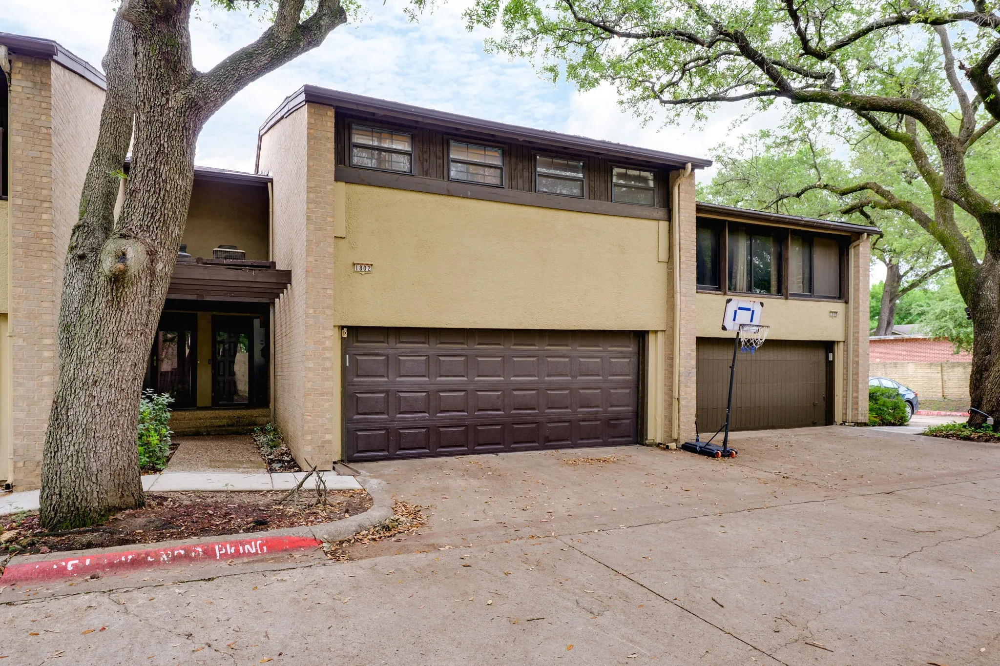Townhouse For Sale