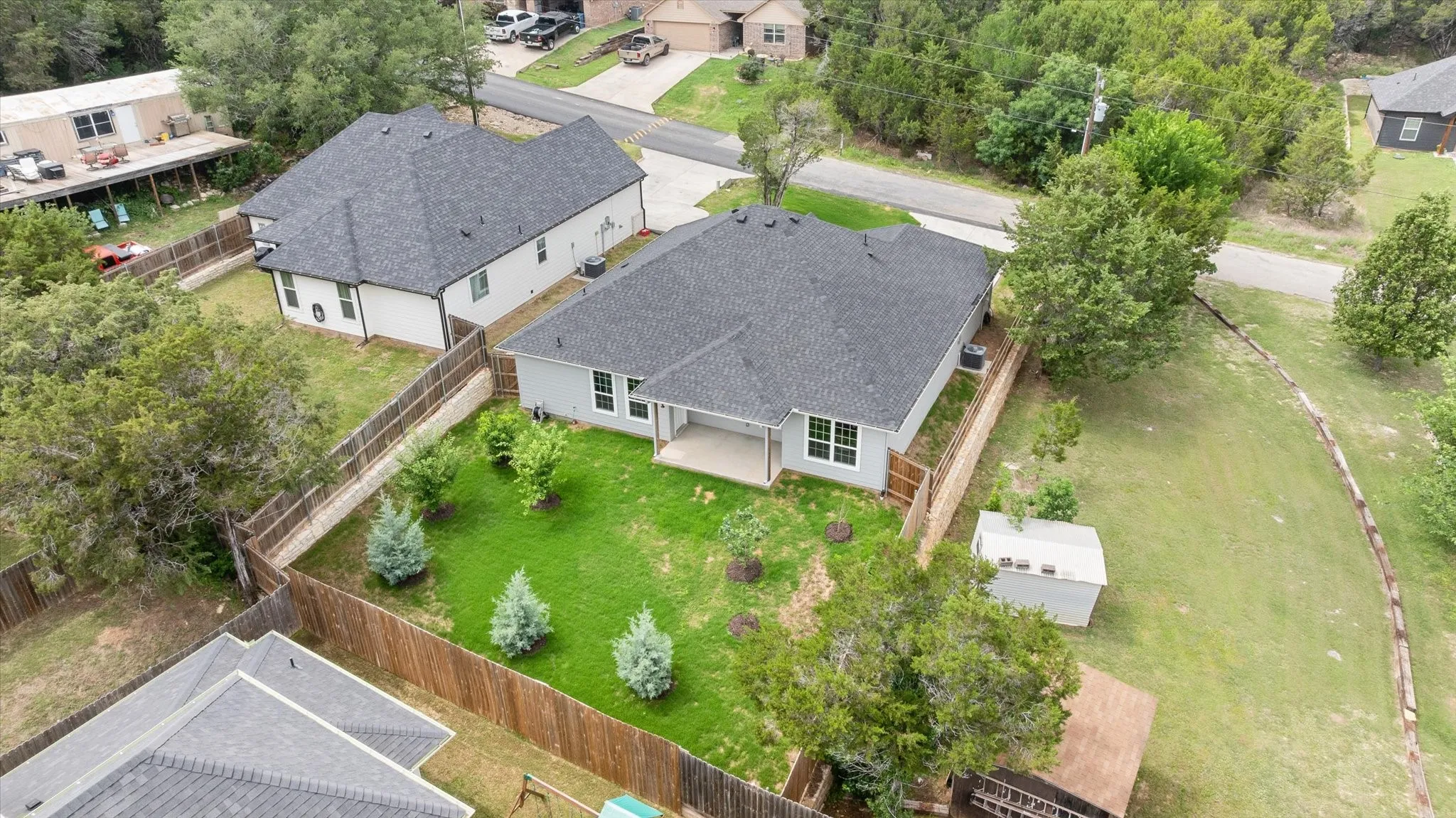 Single Family Residence For Sale in Hood County , 2617 Creek Drive, Granbury, Texas 76048, 3 Bedroom, 2 Bathroom, 2 Garage spaces, 1,671 Sqft, built in 2023, Preowned, mls#21244662, Real Estate Agent in Granbury, Homes For Sale in Hood county, Homes For Sale in Granbury, Realtor in Granbury Texas, Real Estate Brokerage Independent Realty Texas, Luminita Cordes Realtor