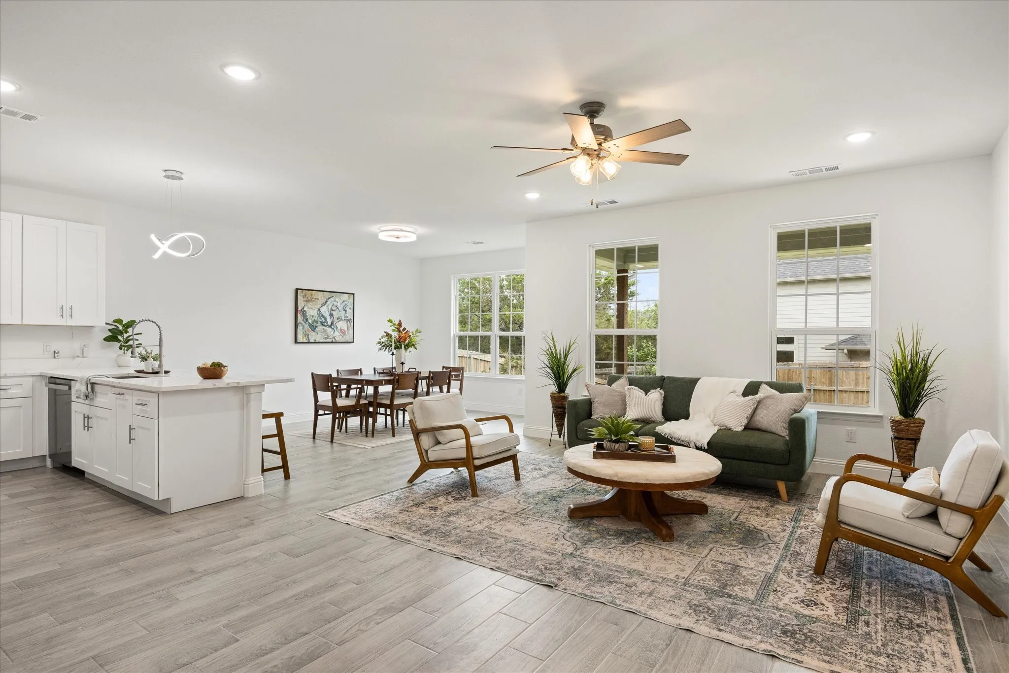 Single Family Residence For Sale in Hood County , 2617 Creek Drive, Granbury, Texas 76048, 3 Bedroom, 2 Bathroom, 2 Garage spaces, 1,671 Sqft, built in 2023, Preowned, mls#21244662, Real Estate Agent in Granbury, Homes For Sale in Hood county, Homes For Sale in Granbury, Realtor in Granbury Texas, Real Estate Brokerage Independent Realty Texas, Luminita Cordes Realtor