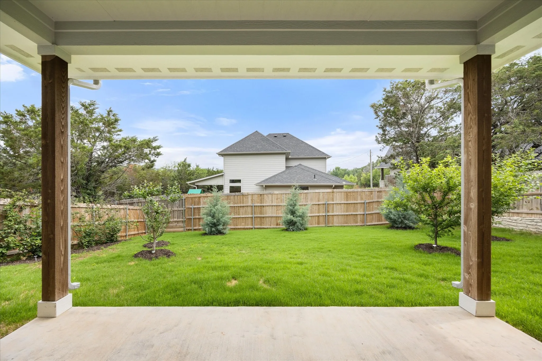 Single Family Residence For Sale in Hood County , 2617 Creek Drive, Granbury, Texas 76048, 3 Bedroom, 2 Bathroom, 2 Garage spaces, 1,671 Sqft, built in 2023, Preowned, mls#21244662, Real Estate Agent in Granbury, Homes For Sale in Hood county, Homes For Sale in Granbury, Realtor in Granbury Texas, Real Estate Brokerage Independent Realty Texas, Luminita Cordes Realtor