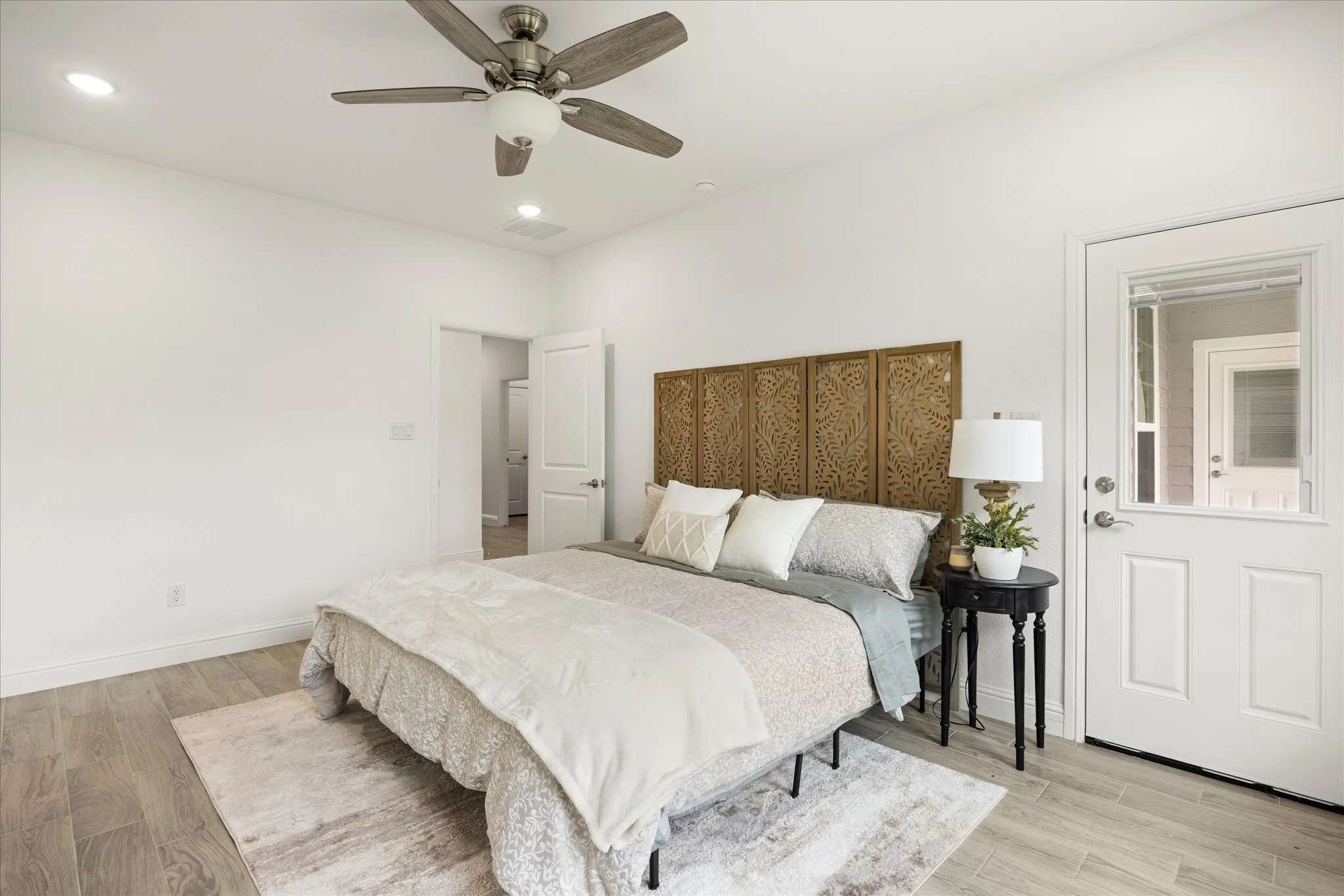 Single Family Residence For Sale in Hood County , 2617 Creek Drive, Granbury, Texas 76048, 3 Bedroom, 2 Bathroom, 2 Garage spaces, 1,671 Sqft, built in 2023, Preowned, mls#21244662, Real Estate Agent in Granbury, Homes For Sale in Hood county, Homes For Sale in Granbury, Realtor in Granbury Texas, Real Estate Brokerage Independent Realty Texas, Luminita Cordes Realtor