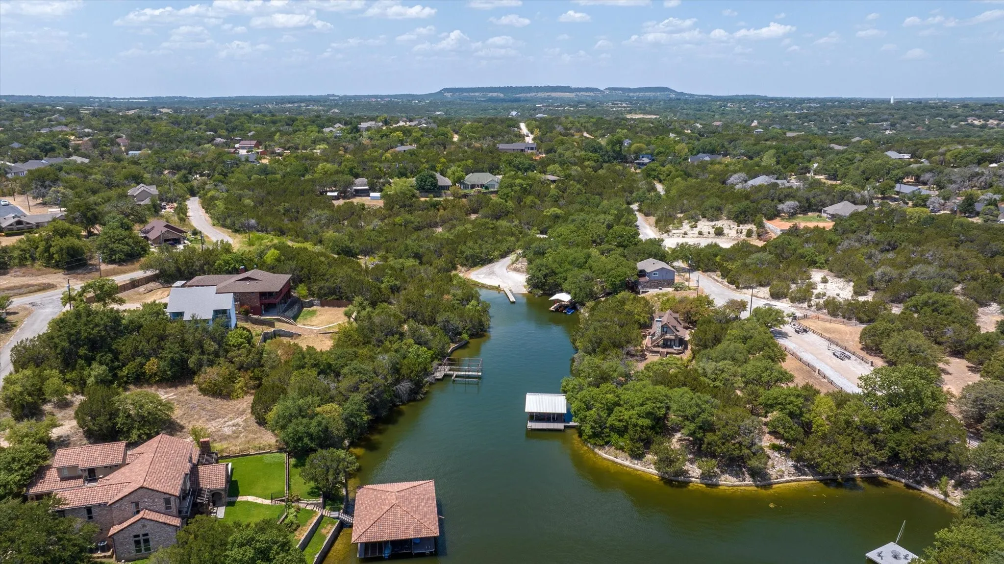 Single Family Residence For Sale in Hood County , 2617 Creek Drive, Granbury, Texas 76048, 3 Bedroom, 2 Bathroom, 2 Garage spaces, 1,671 Sqft, built in 2023, Preowned, mls#21244662, Real Estate Agent in Granbury, Homes For Sale in Hood county, Homes For Sale in Granbury, Realtor in Granbury Texas, Real Estate Brokerage Independent Realty Texas, Luminita Cordes Realtor