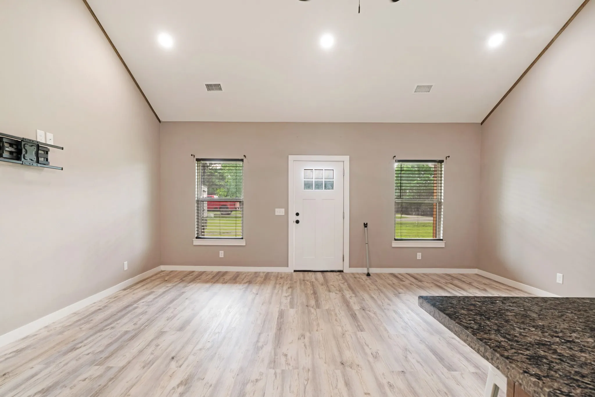 Single Family Residence For Sale in Lamar County , 675 High Street, Blossom, Texas 75416, 3 Bedrooms, 2 Bathrooms, Garage spaces, 1,191 Sqft, built in 2022, Price $217,000, mls#21254084, Real Estate Agent in Blossom, Homes For Sale in Lamar county, Homes For Sale in Blossom, Realtor in Blossom Texas, Real Estate Brokerage Independent Realty Texas, Luminita Cordes Realtor