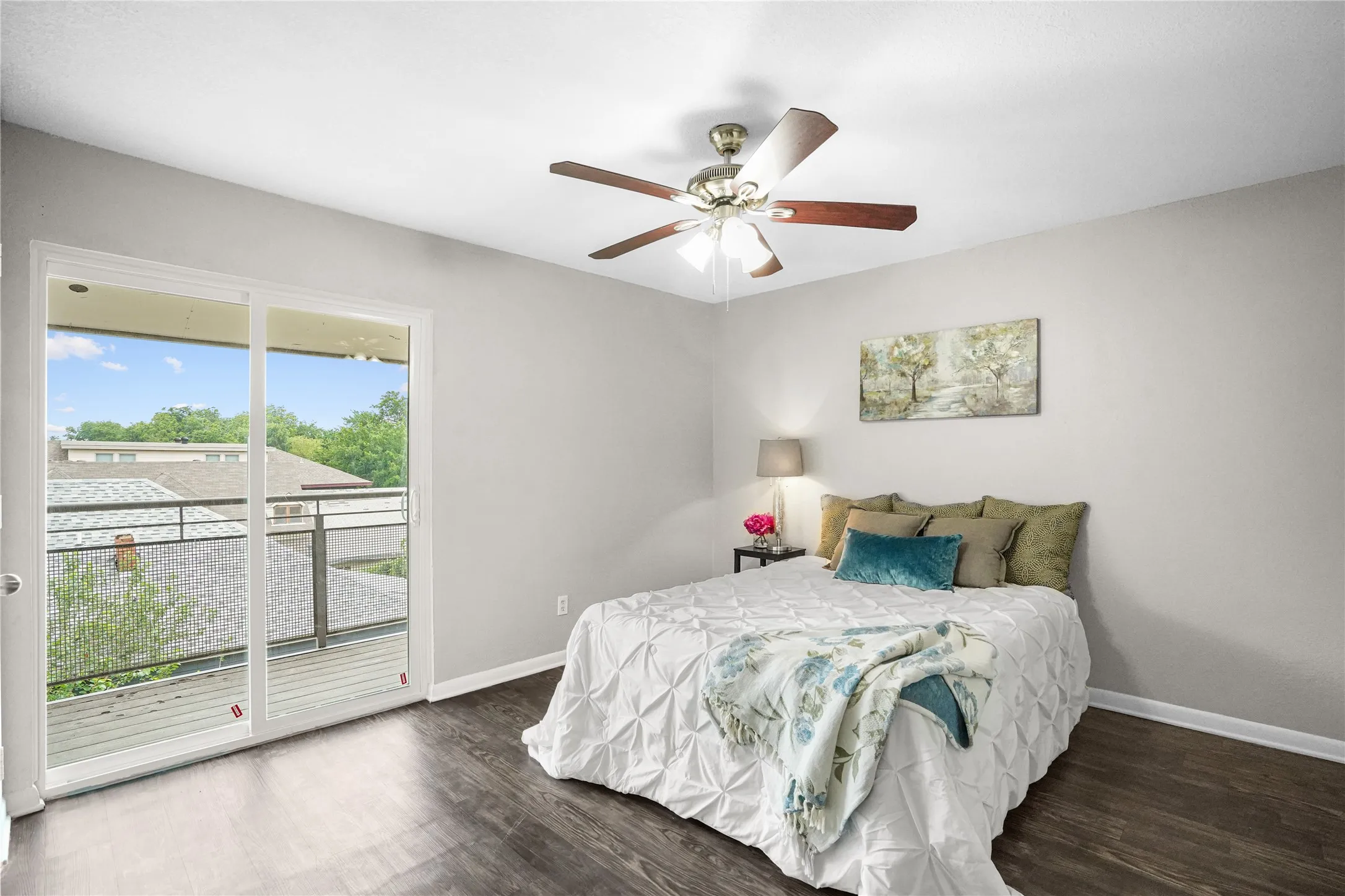 Spacious and bright bedroom.