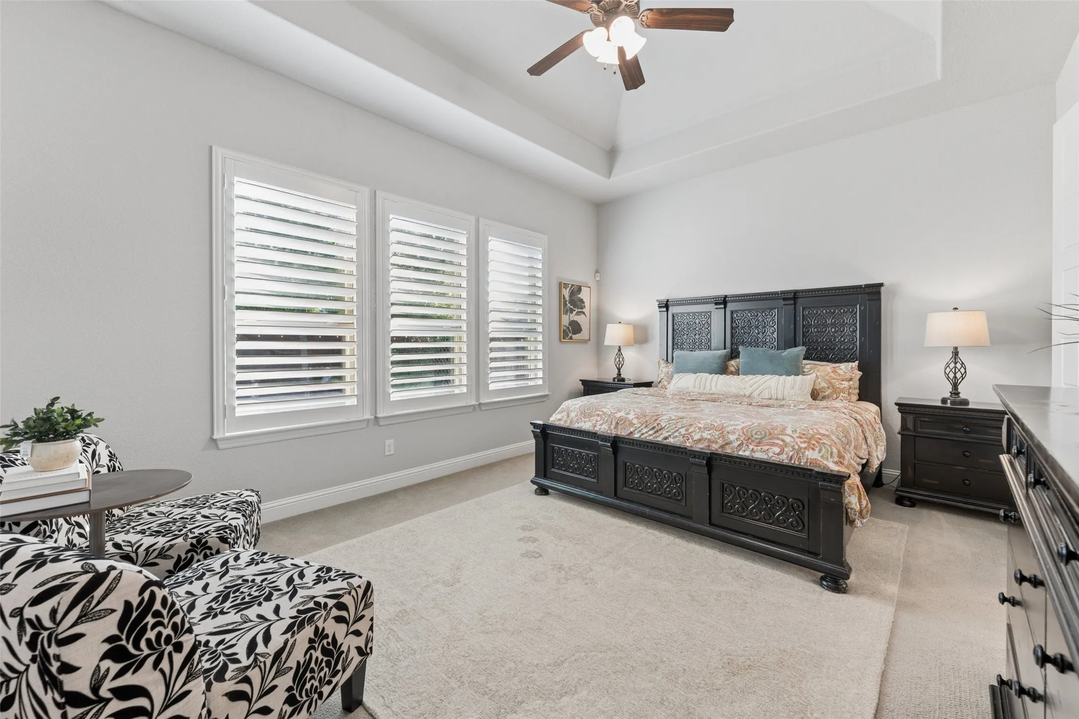 Single Family Residence For Sale in Collin County , 2913 Vaquero Lane, Celina, Texas 75009, 4 Bedrooms, 5 Bathrooms, 3 Garage spaces, 3,221 Sqft, built in 2017, Preowned, Price $919,000, mls#21252846, Real Estate Agent in Celina, Homes For Sale in Collin county, Homes For Sale in Celina, Realtor in Celina Texas, Real Estate Brokerage Independent Realty Texas, Luminita Cordes Realtor