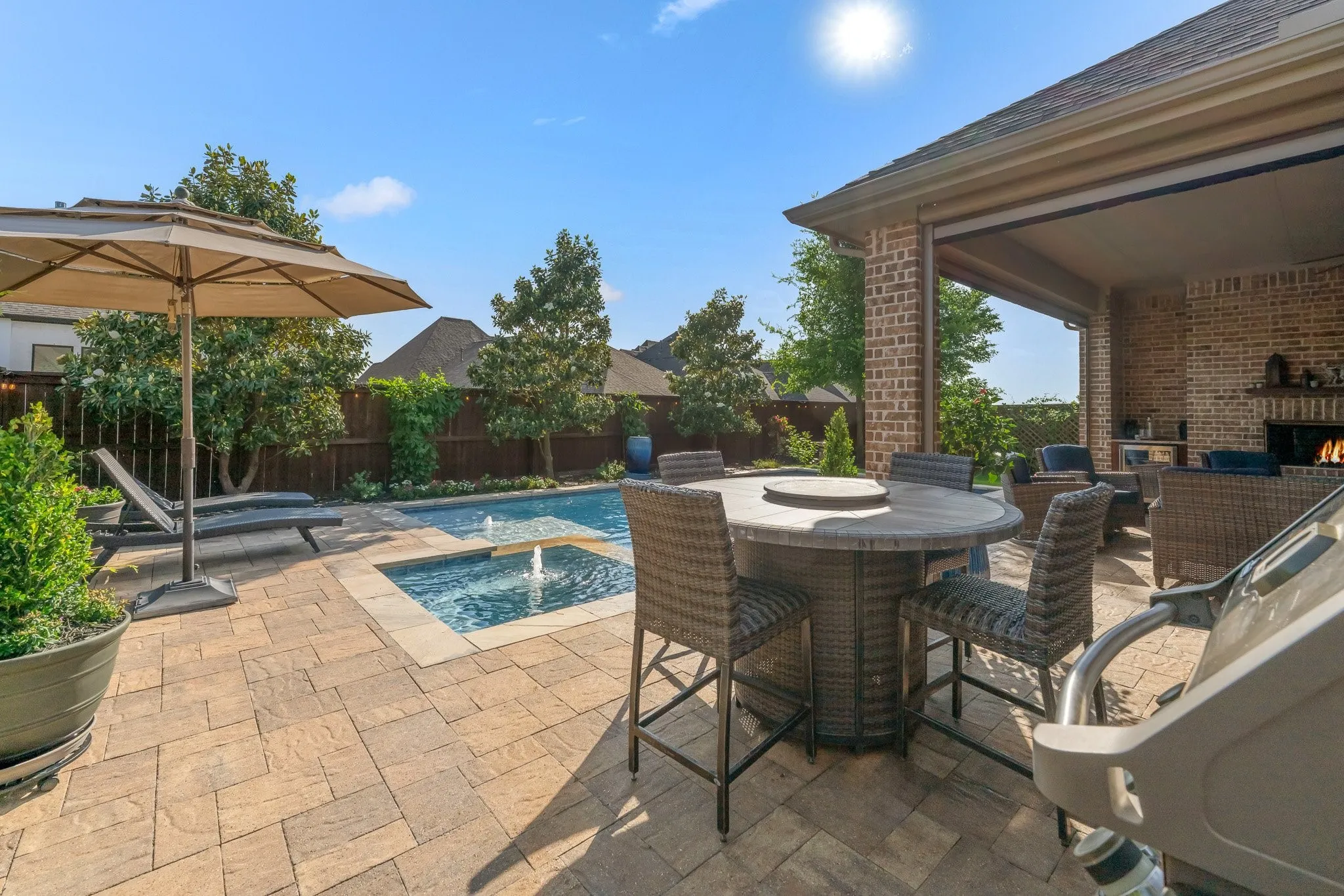 Single Family Residence For Sale in Collin County , 2913 Vaquero Lane, Celina, Texas 75009, 4 Bedrooms, 5 Bathrooms, 3 Garage spaces, 3,221 Sqft, built in 2017, Preowned, Price $919,000, mls#21252846, Real Estate Agent in Celina, Homes For Sale in Collin county, Homes For Sale in Celina, Realtor in Celina Texas, Real Estate Brokerage Independent Realty Texas, Luminita Cordes Realtor