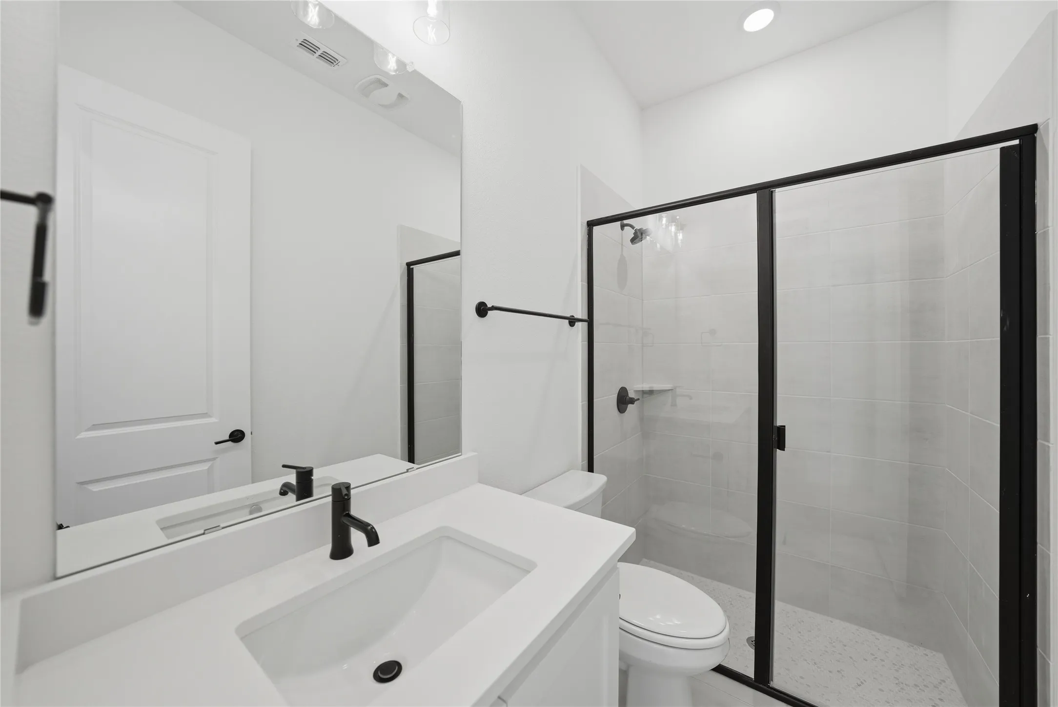 Single Family Residence For Sale in Denton County , 13908 Laferty Street, Frisco, Texas 75033, 4 Bedroom, 3 Bathroom, 2 Garage spaces, 2,997 Sqft, built in 2025, New Construction - Complete, mls#21254181, Real Estate Agent in Frisco, Homes For Sale in Denton county, Homes For Sale in Frisco, Realtor in Frisco Texas, Real Estate Brokerage Independent Realty Texas, Luminita Cordes Realtor
