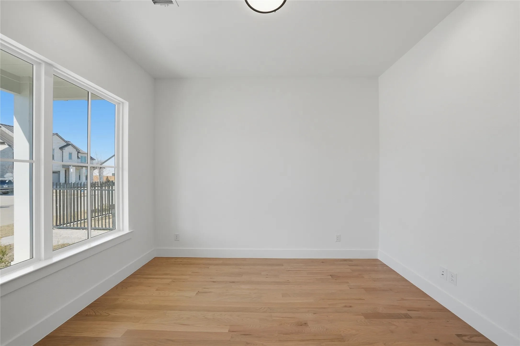 Single Family Residence For Sale in Denton County , 13908 Laferty Street, Frisco, Texas 75033, 4 Bedroom, 3 Bathroom, 2 Garage spaces, 2,997 Sqft, built in 2025, New Construction - Complete, mls#21254181, Real Estate Agent in Frisco, Homes For Sale in Denton county, Homes For Sale in Frisco, Realtor in Frisco Texas, Real Estate Brokerage Independent Realty Texas, Luminita Cordes Realtor
