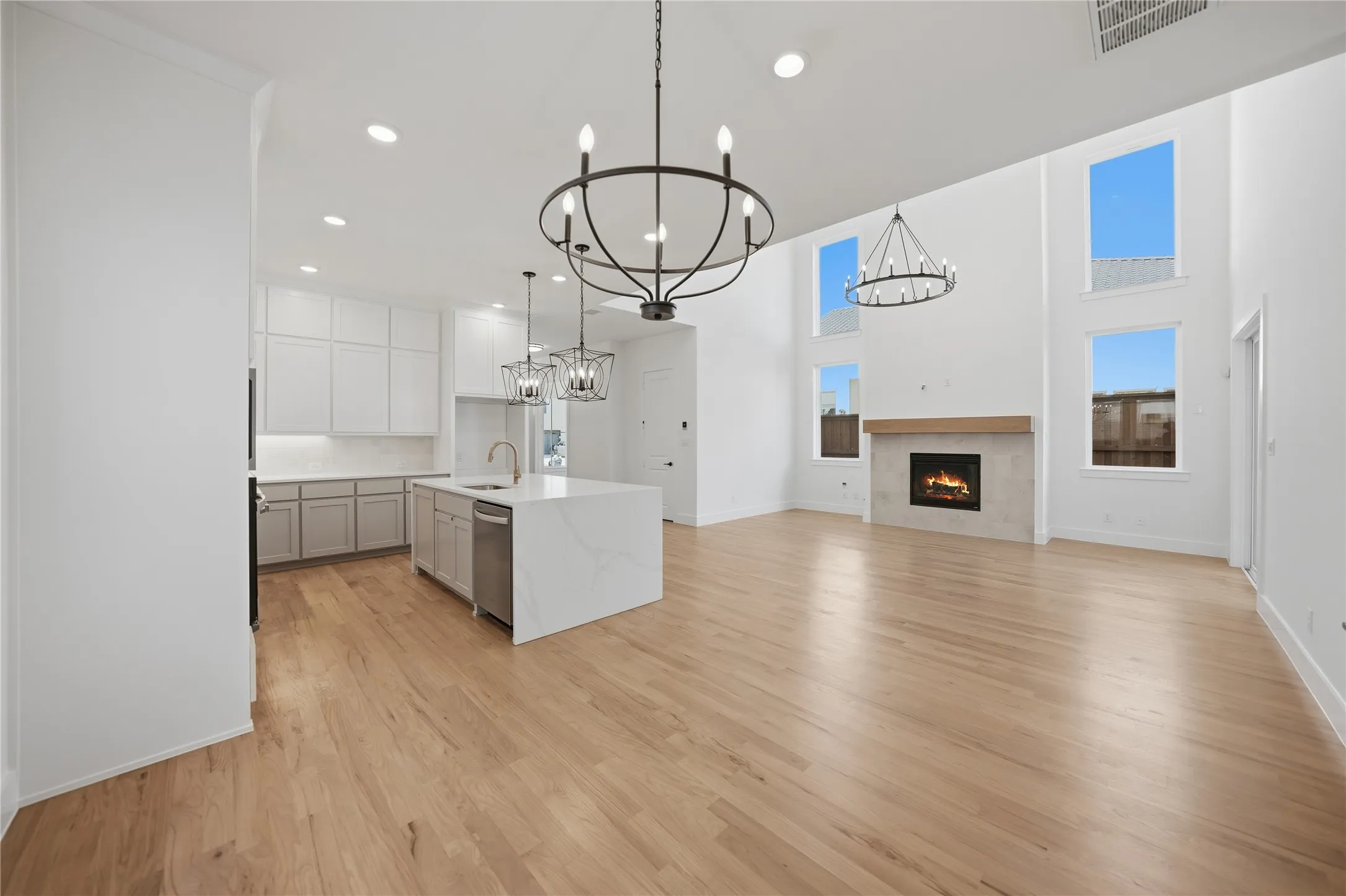 Single Family Residence For Sale in Denton County , 13908 Laferty Street, Frisco, Texas 75033, 4 Bedroom, 3 Bathroom, 2 Garage spaces, 2,997 Sqft, built in 2025, New Construction - Complete, mls#21254181, Real Estate Agent in Frisco, Homes For Sale in Denton county, Homes For Sale in Frisco, Realtor in Frisco Texas, Real Estate Brokerage Independent Realty Texas, Luminita Cordes Realtor