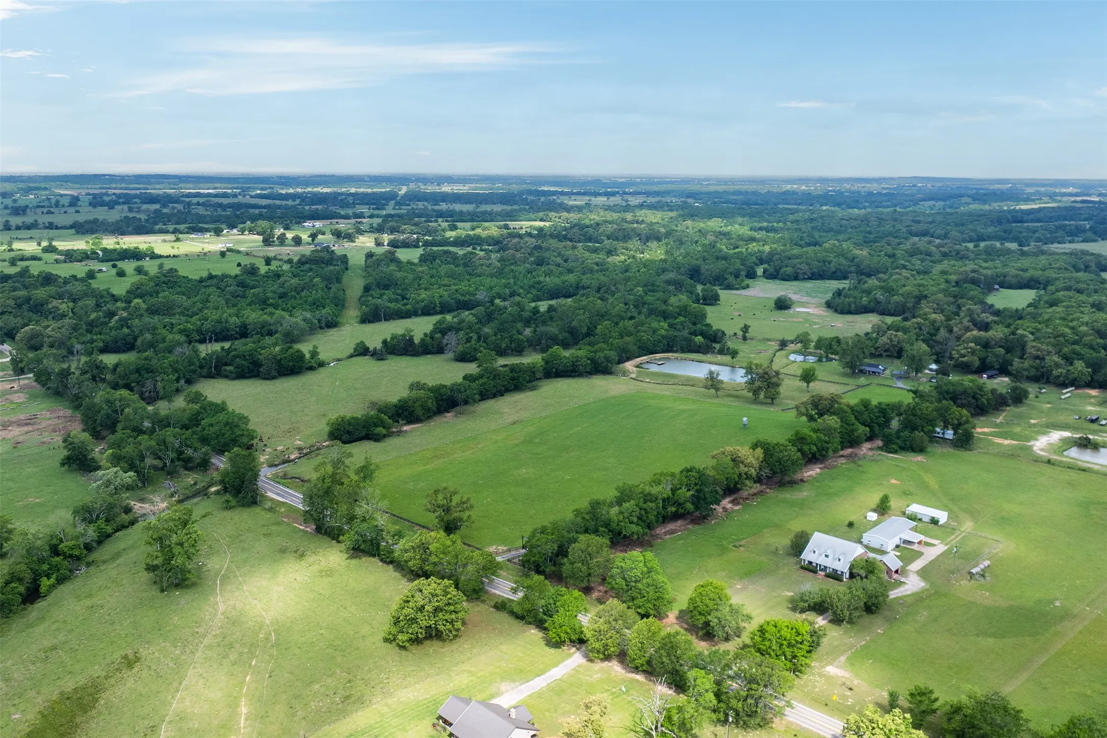 Farm For Sale in Van Zandt County , 350 FM 1256, Eustace, Texas 75124, 2 Bedroom, 2 Bathroom, Garage spaces, 1,680 Sqft, built in 1987, Preowned, mls#21253592, Real Estate Agent in Eustace, Homes For Sale in Van Zandt county, Homes For Sale in Eustace, Realtor in Eustace Texas, Real Estate Brokerage Independent Realty Texas, Luminita Cordes Realtor