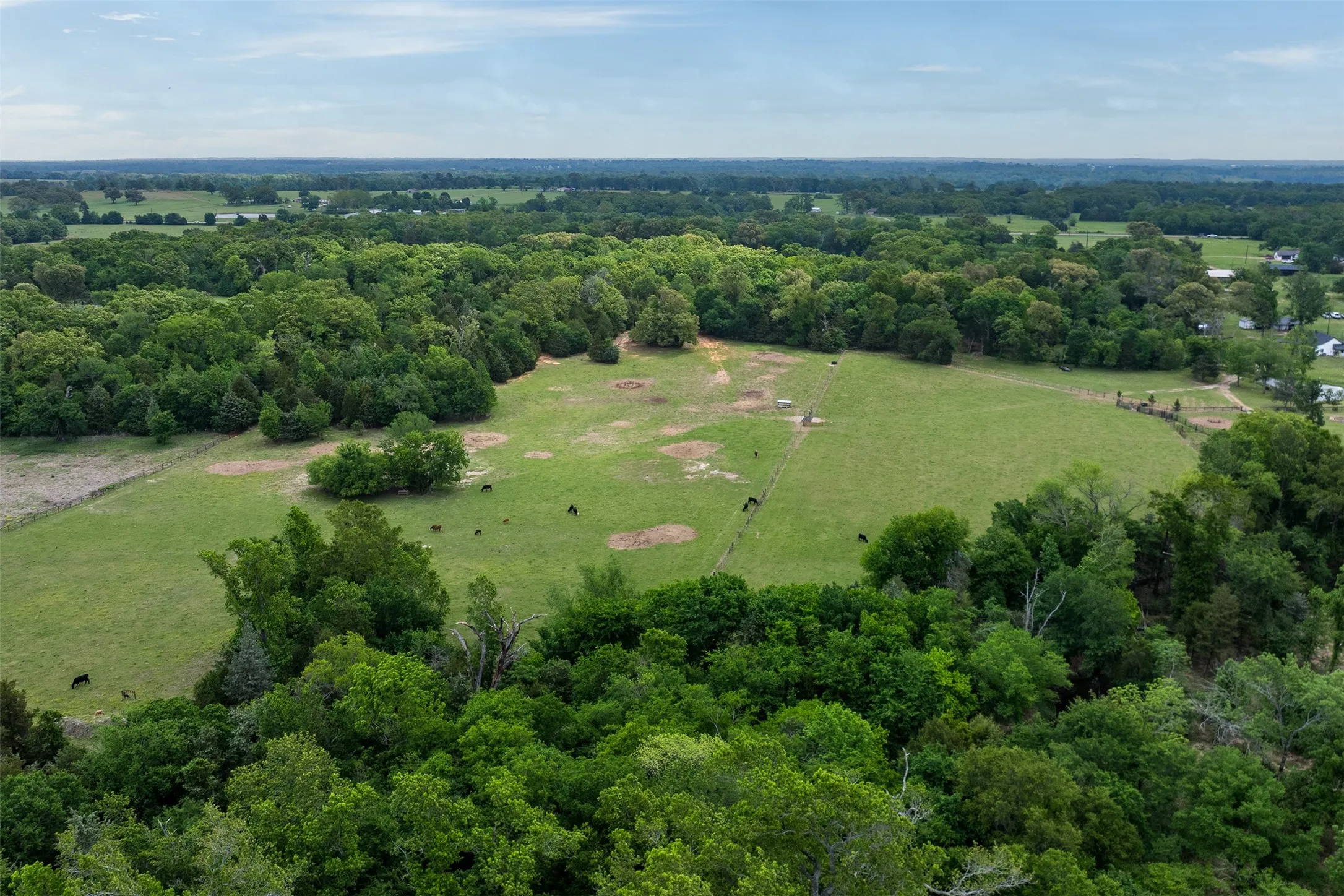 Farm For Sale in Van Zandt County , 350 FM 1256, Eustace, Texas 75124, 2 Bedroom, 2 Bathroom, Garage spaces, 1,680 Sqft, built in 1987, Preowned, mls#21253592, Real Estate Agent in Eustace, Homes For Sale in Van Zandt county, Homes For Sale in Eustace, Realtor in Eustace Texas, Real Estate Brokerage Independent Realty Texas, Luminita Cordes Realtor