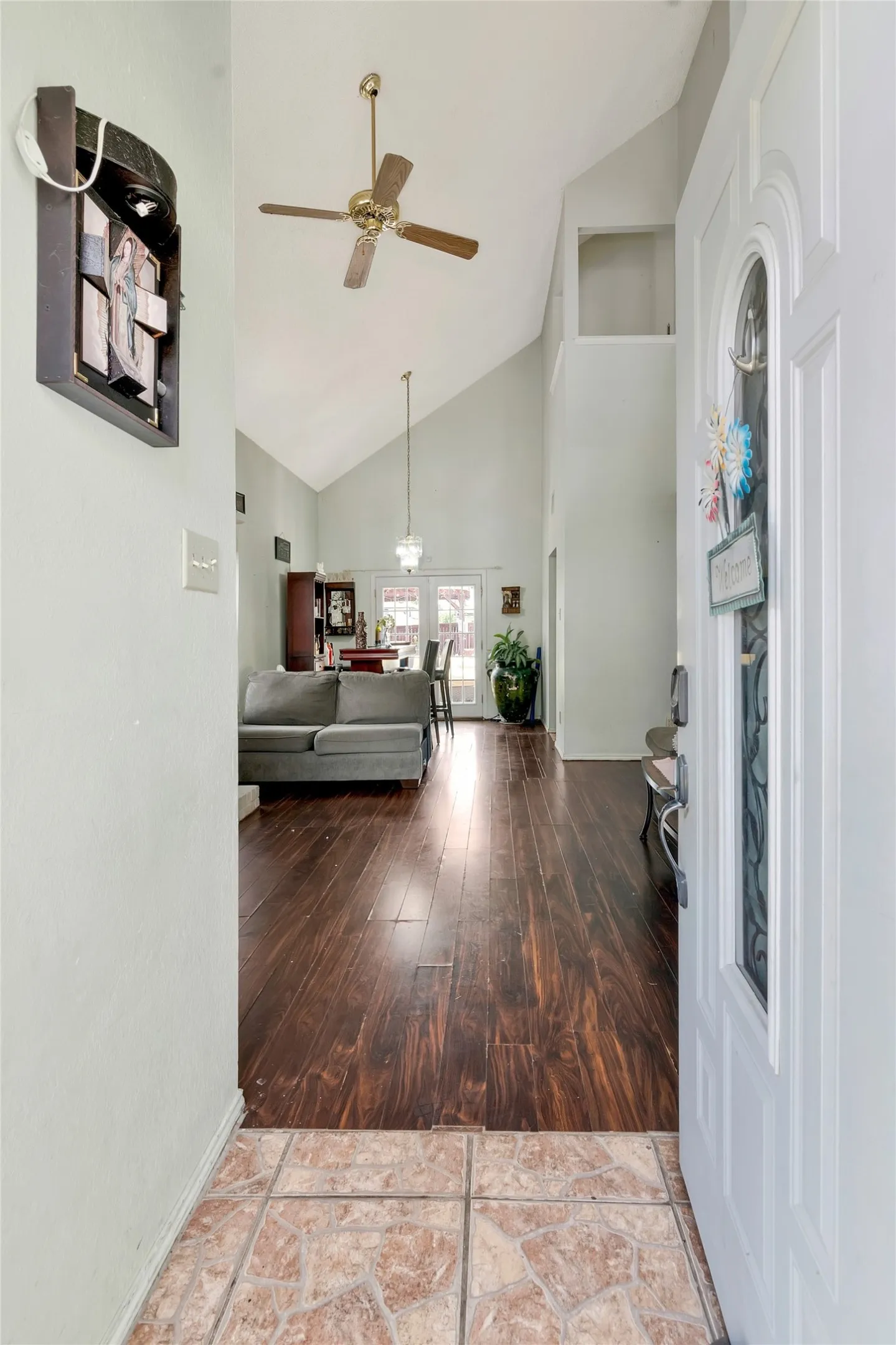 Single Family Residence For Sale in Tarrant County , 8405 Tallahassee Lane, Fort Worth, Texas 76123, 4 Bedrooms, 3 Bathrooms, 2 Garage spaces, 1,638 Sqft, built in 1987, Price $294,999, mls#21254183, Real Estate Agent in Fort Worth, Homes For Sale in Tarrant county, Homes For Sale in Fort Worth, Realtor in Fort Worth Texas, Real Estate Brokerage Independent Realty Texas, Luminita Cordes Realtor