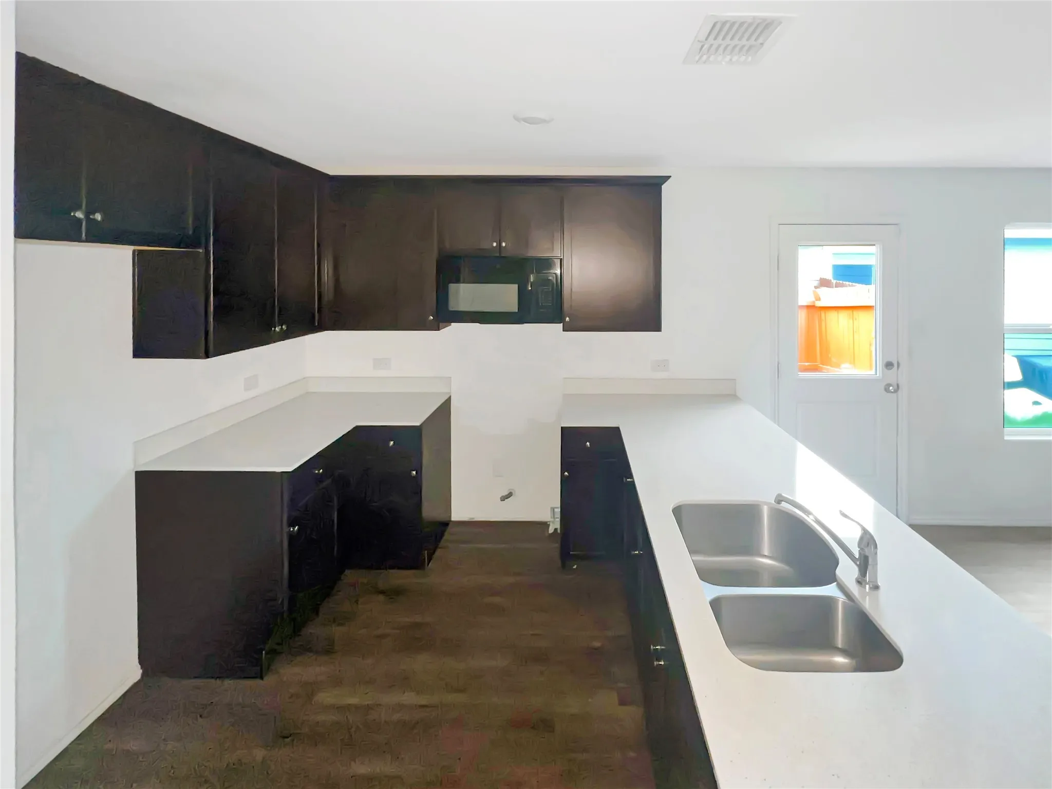 Single Family Residence For Sale in Kaufman County , 1415 Highbridge Boulevard, Crandall, Texas 75114, 3 Bedroom, 2 Bathroom, 2 Garage spaces, 1,260 Sqft, built in 2021, mls#21253101, Real Estate Agent in Crandall, Homes For Sale in Kaufman county, Homes For Sale in Crandall, Realtor in Crandall Texas, Real Estate Brokerage Independent Realty Texas, Luminita Cordes Realtor