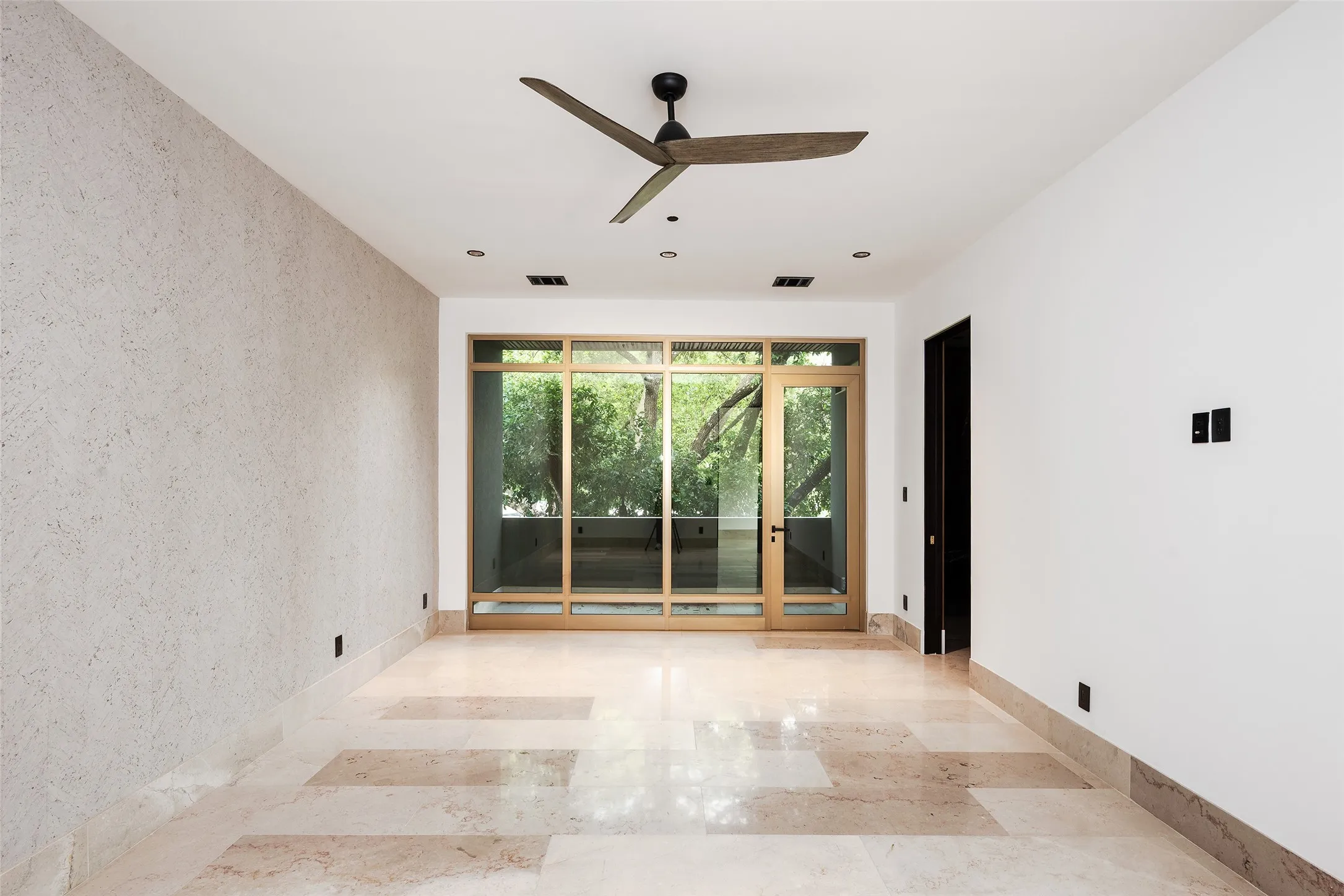 Single Family Residence For Sale in Dallas County , 10920 Strait Lane, Dallas, Texas 75229, 6 Bedroom, 10 Bathroom, 5 Garage spaces, 11,211 Sqft, built in 2025, New Construction - Complete, mls#21253578, Real Estate Agent in Dallas, Homes For Sale in Dallas county, Homes For Sale in Dallas, Realtor in Dallas Texas, Real Estate Brokerage Independent Realty Texas, Luminita Cordes Realtor