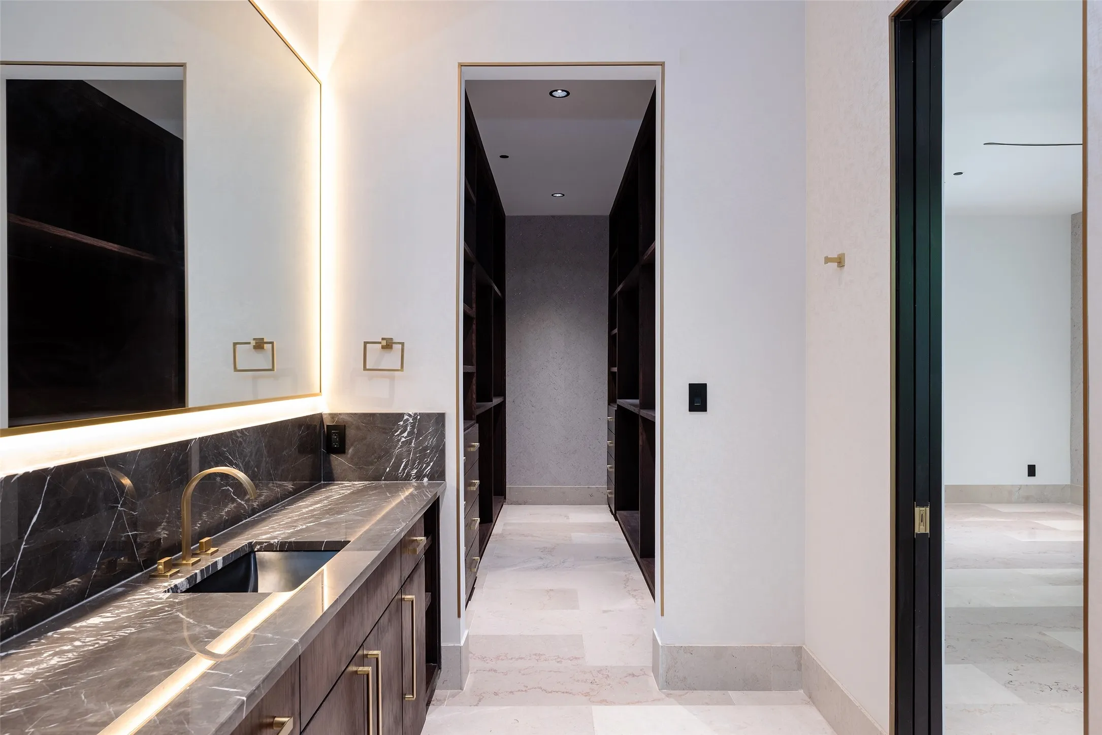 Single Family Residence For Sale in Dallas County , 10920 Strait Lane, Dallas, Texas 75229, 6 Bedroom, 10 Bathroom, 5 Garage spaces, 11,211 Sqft, built in 2025, New Construction - Complete, mls#21253578, Real Estate Agent in Dallas, Homes For Sale in Dallas county, Homes For Sale in Dallas, Realtor in Dallas Texas, Real Estate Brokerage Independent Realty Texas, Luminita Cordes Realtor