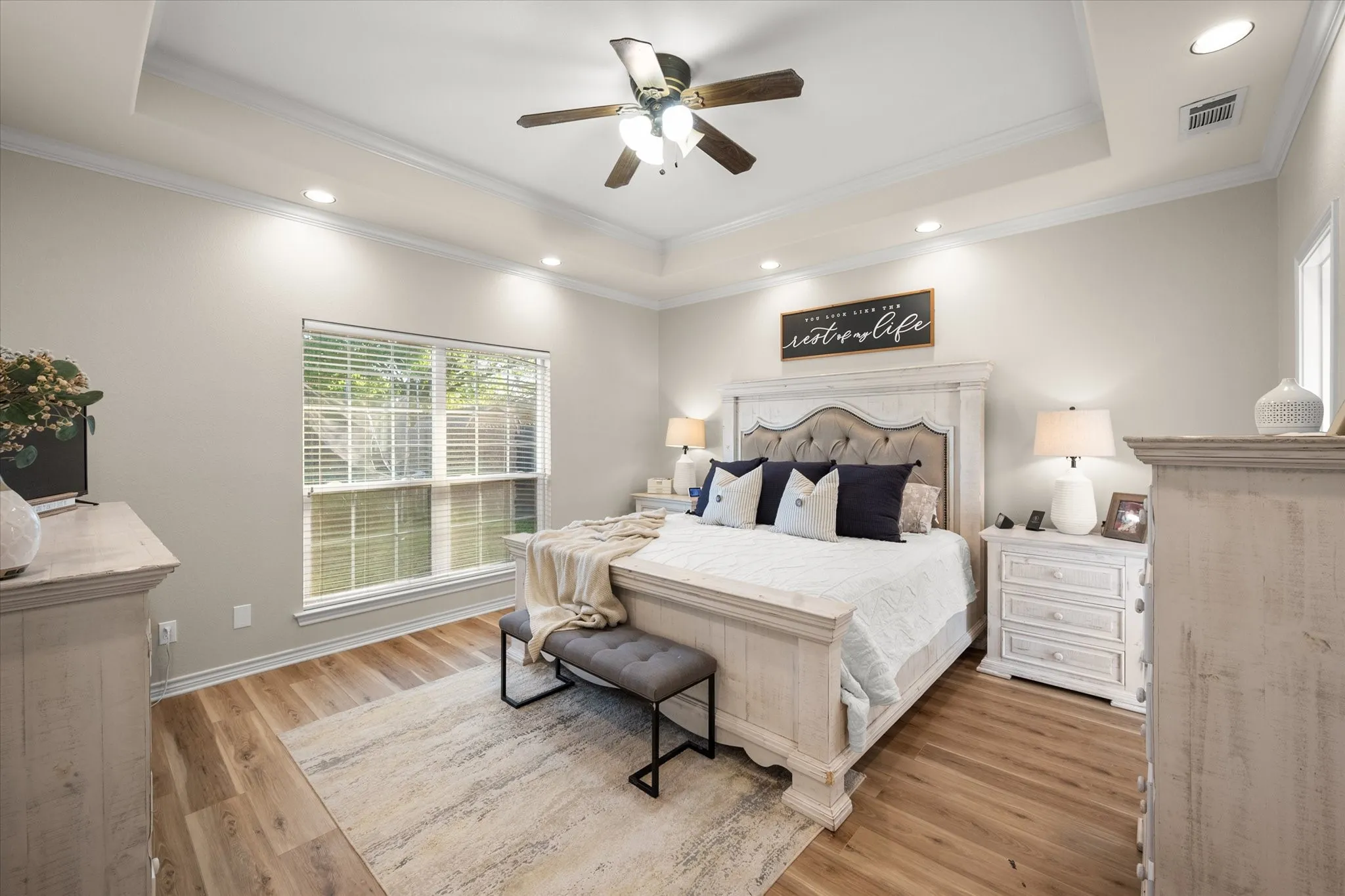 Single Family Residence For Sale in Navarro County , 2629 Fish Tank Road, Corsicana, Texas 75110, 3 Bedroom, 2 Bathroom, 2 Garage spaces, 1,880 Sqft, built in 2005, Preowned, mls#21242655, Real Estate Agent in Corsicana, Homes For Sale in Navarro county, Homes For Sale in Corsicana, Realtor in Corsicana Texas, Real Estate Brokerage Independent Realty Texas, Luminita Cordes Realtor