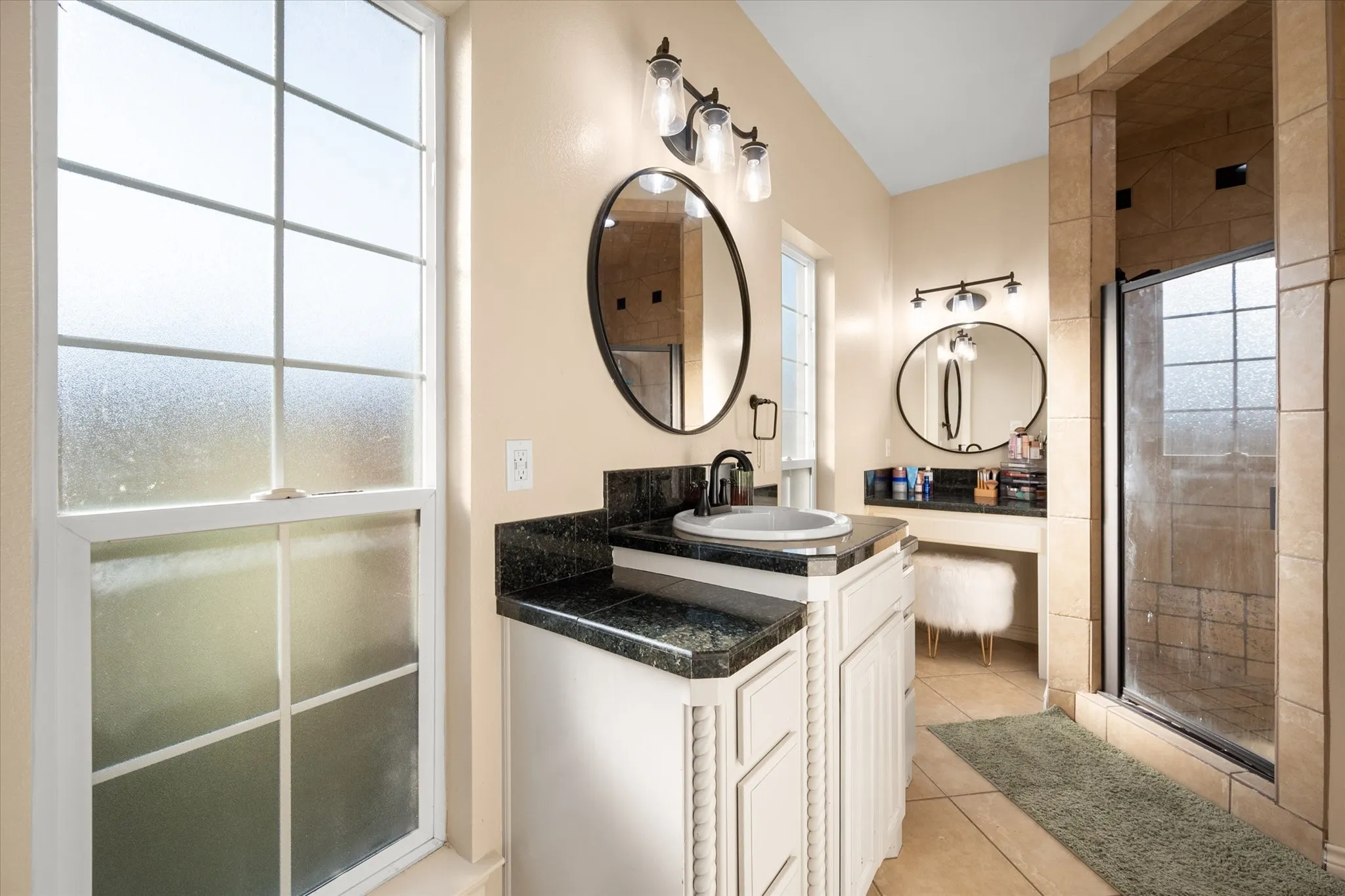 Single Family Residence For Sale in Navarro County , 2629 Fish Tank Road, Corsicana, Texas 75110, 3 Bedroom, 2 Bathroom, 2 Garage spaces, 1,880 Sqft, built in 2005, Preowned, mls#21242655, Real Estate Agent in Corsicana, Homes For Sale in Navarro county, Homes For Sale in Corsicana, Realtor in Corsicana Texas, Real Estate Brokerage Independent Realty Texas, Luminita Cordes Realtor