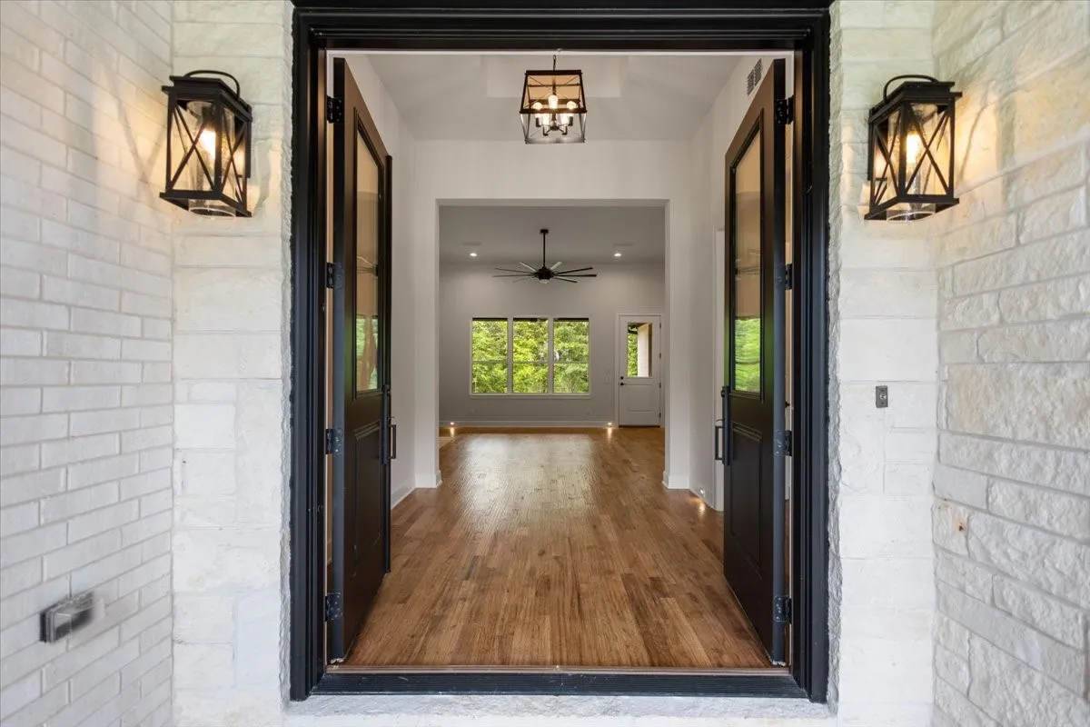 Single Family Residence For Sale in Wood County , 543 County Road 6305, Mineola, Texas 75773, 4 Bedroom, 4 Bathroom, 2 Garage spaces, 2,750 Sqft, built in 2025, New Construction - Complete, Price $589,900, mls#21254282, Real Estate Agent in Mineola, Homes For Sale in Wood county, Homes For Sale in Mineola, Realtor in Mineola Texas, Real Estate Brokerage Independent Realty Texas, Luminita Cordes Realtor