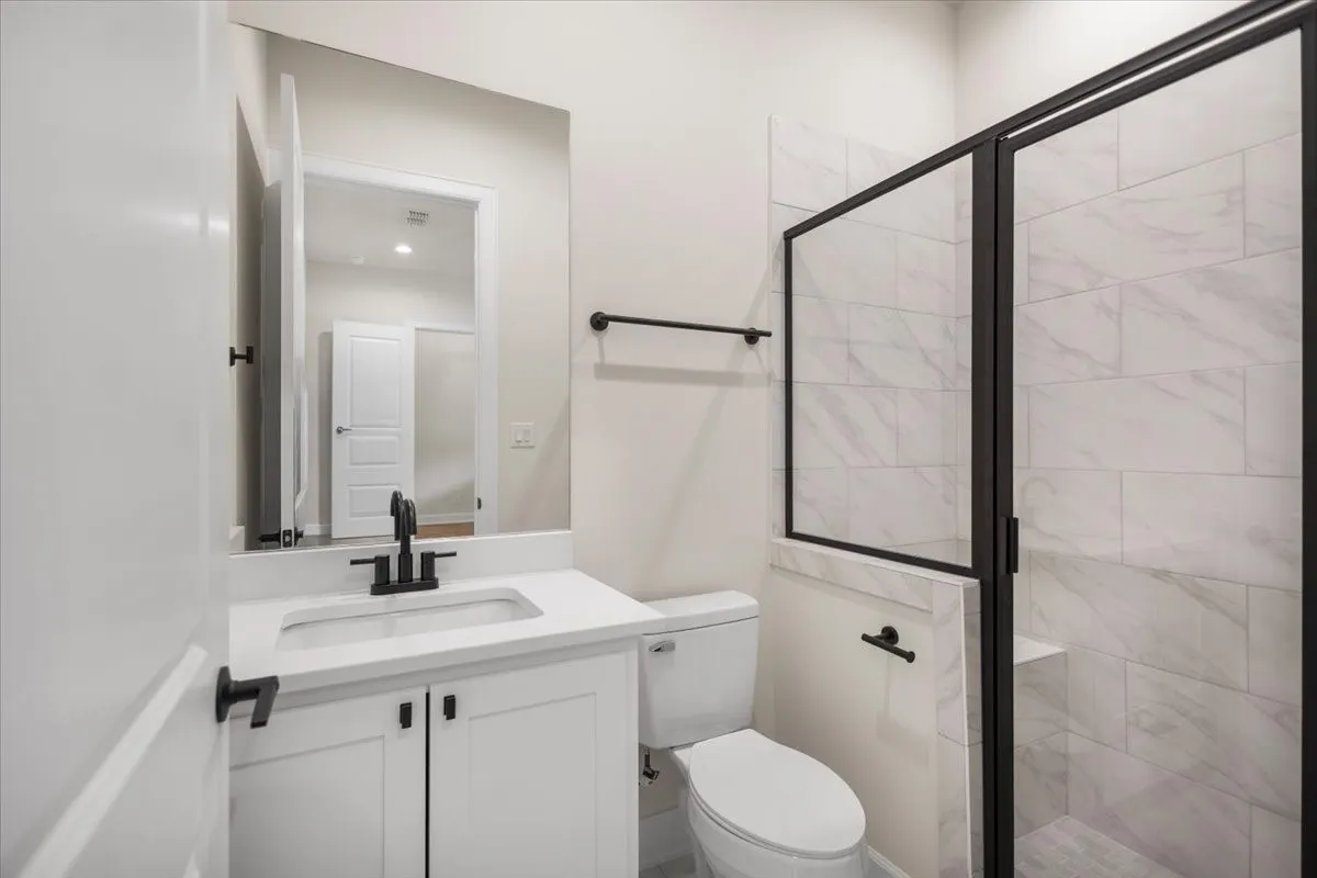 Single Family Residence For Sale in Wood County , 543 County Road 6305, Mineola, Texas 75773, 4 Bedroom, 4 Bathroom, 2 Garage spaces, 2,750 Sqft, built in 2025, New Construction - Complete, Price $589,900, mls#21254282, Real Estate Agent in Mineola, Homes For Sale in Wood county, Homes For Sale in Mineola, Realtor in Mineola Texas, Real Estate Brokerage Independent Realty Texas, Luminita Cordes Realtor