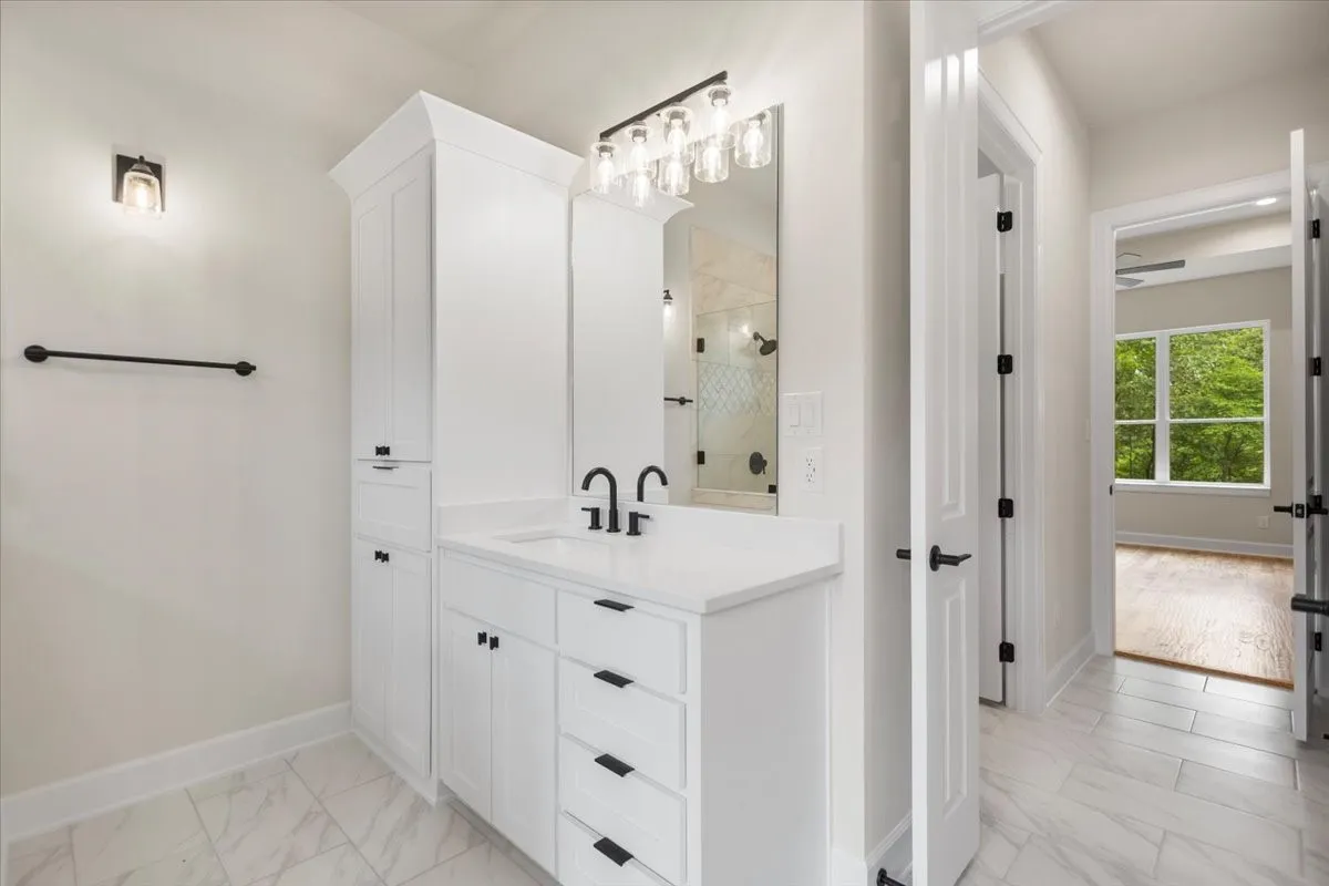 Single Family Residence For Sale in Wood County , 543 County Road 6305, Mineola, Texas 75773, 4 Bedroom, 4 Bathroom, 2 Garage spaces, 2,750 Sqft, built in 2025, New Construction - Complete, Price $589,900, mls#21254282, Real Estate Agent in Mineola, Homes For Sale in Wood county, Homes For Sale in Mineola, Realtor in Mineola Texas, Real Estate Brokerage Independent Realty Texas, Luminita Cordes Realtor