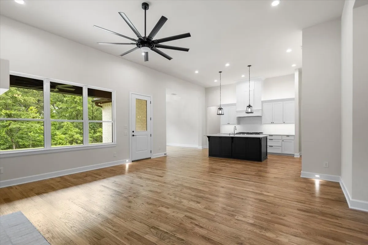 Single Family Residence For Sale in Wood County , 543 County Road 6305, Mineola, Texas 75773, 4 Bedroom, 4 Bathroom, 2 Garage spaces, 2,750 Sqft, built in 2025, New Construction - Complete, Price $589,900, mls#21254282, Real Estate Agent in Mineola, Homes For Sale in Wood county, Homes For Sale in Mineola, Realtor in Mineola Texas, Real Estate Brokerage Independent Realty Texas, Luminita Cordes Realtor