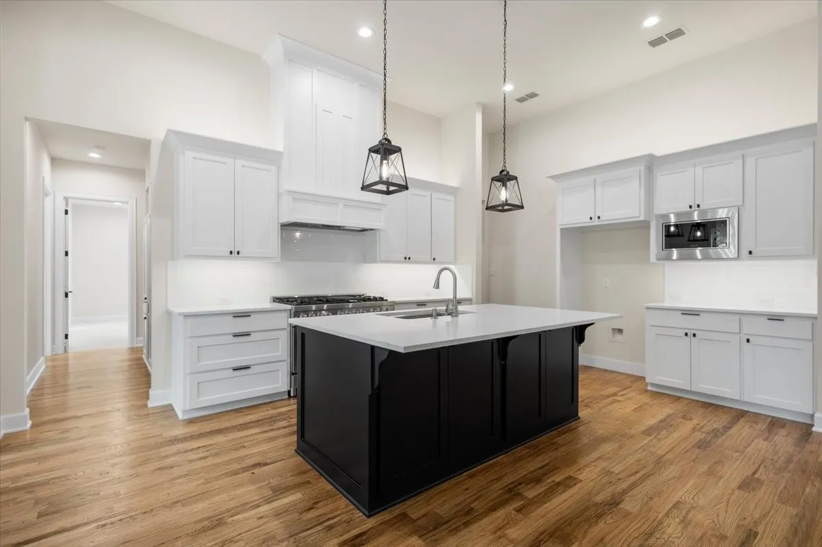 Single Family Residence For Sale in Wood County , 543 County Road 6305, Mineola, Texas 75773, 4 Bedroom, 4 Bathroom, 2 Garage spaces, 2,750 Sqft, built in 2025, New Construction - Complete, Price $589,900, mls#21254282, Real Estate Agent in Mineola, Homes For Sale in Wood county, Homes For Sale in Mineola, Realtor in Mineola Texas, Real Estate Brokerage Independent Realty Texas, Luminita Cordes Realtor