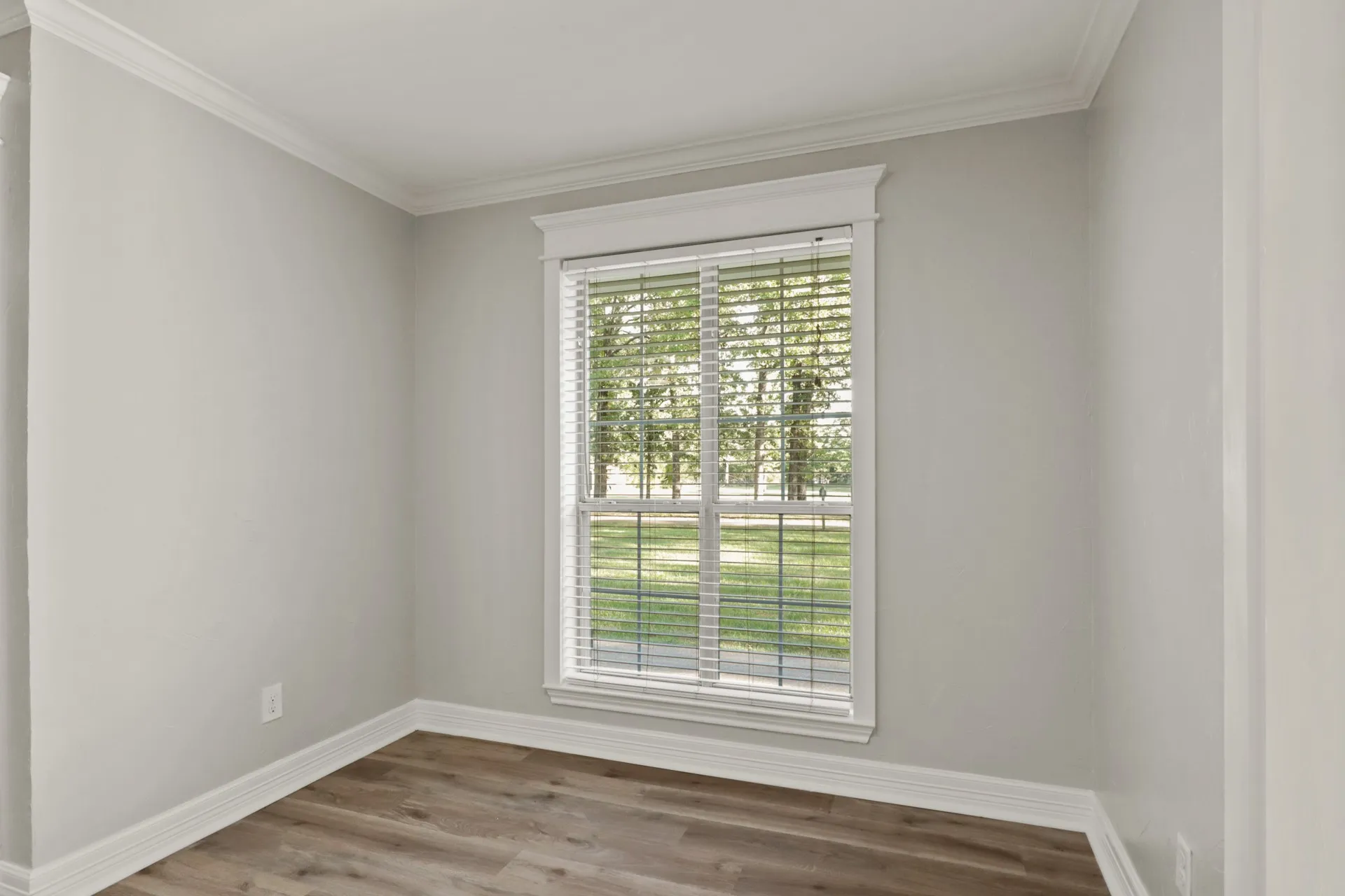 Single Family Residence For Sale in Titus County , 194 County Road 1720, Mt Pleasant, Texas 75455, 3 Bedrooms, 2 Bathrooms, Garage spaces, 1,556 Sqft, built in 2006, Preowned, Price $249,000, mls#21254166, Real Estate Agent in Mt Pleasant, Homes For Sale in Titus county, Homes For Sale in Mt Pleasant, Realtor in Mt Pleasant Texas, Real Estate Brokerage Independent Realty Texas, Luminita Cordes Realtor