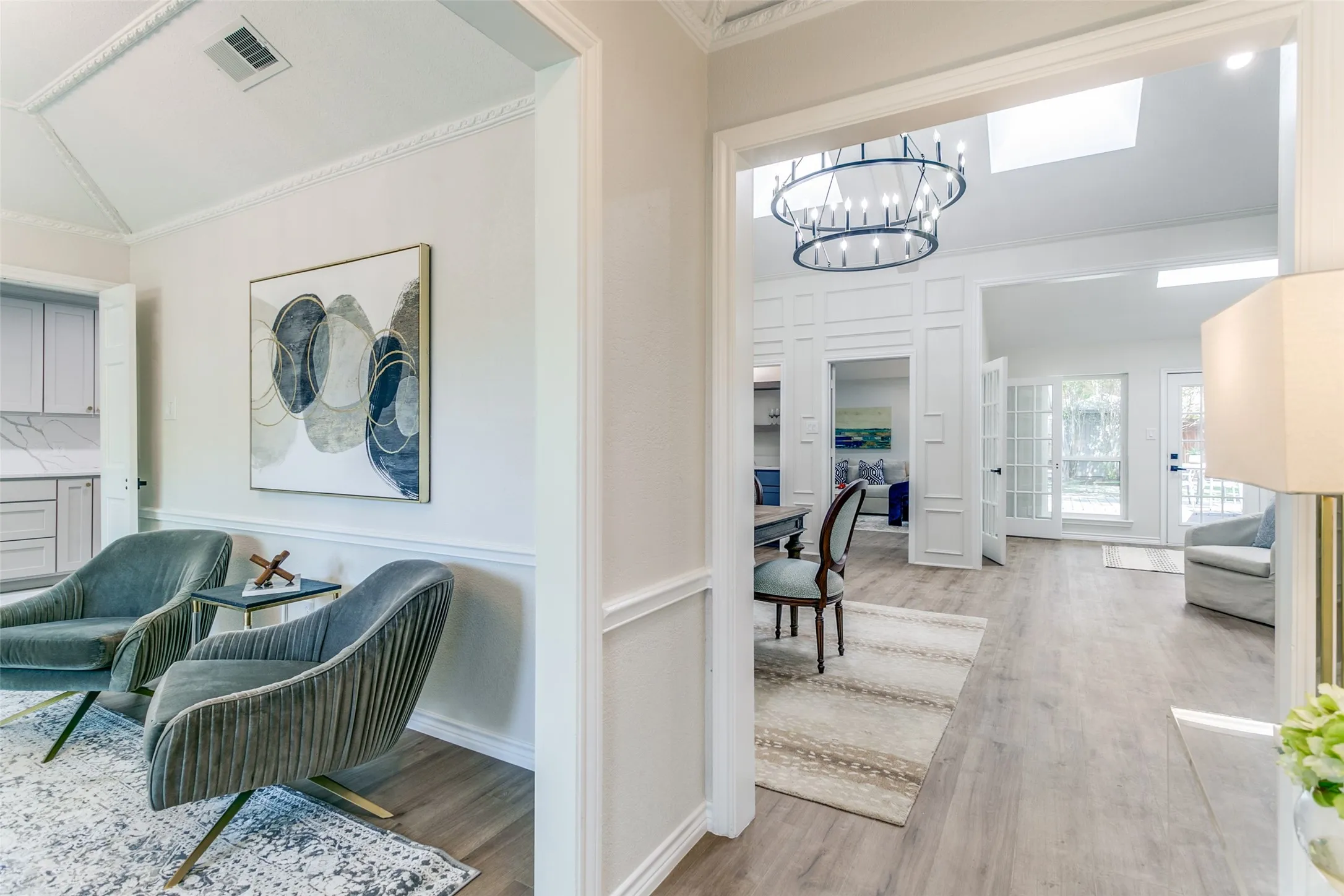 Single Family Residence For Rent in Collin County , 17402 Oakington Court, Dallas, Texas 75252, 5 Bedroom, 4 Bathroom, Garage spaces, 2,775 Sqft, built in 1983, Preowned, mls#21252916, Real Estate Agent in Dallas, Homes For Rent in Collin county, Homes For Rent in Dallas, Realtor in Dallas Texas, Real Estate Brokerage Independent Realty Texas, Luminita Cordes Realtor