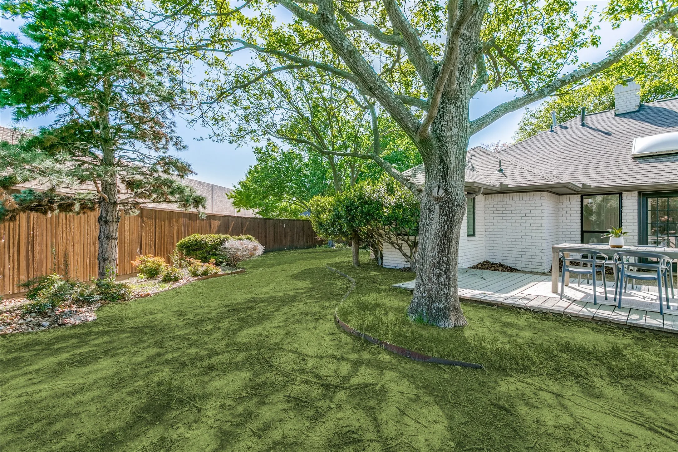 Single Family Residence For Rent in Collin County , 17402 Oakington Court, Dallas, Texas 75252, 5 Bedroom, 4 Bathroom, Garage spaces, 2,775 Sqft, built in 1983, Preowned, mls#21252916, Real Estate Agent in Dallas, Homes For Rent in Collin county, Homes For Rent in Dallas, Realtor in Dallas Texas, Real Estate Brokerage Independent Realty Texas, Luminita Cordes Realtor