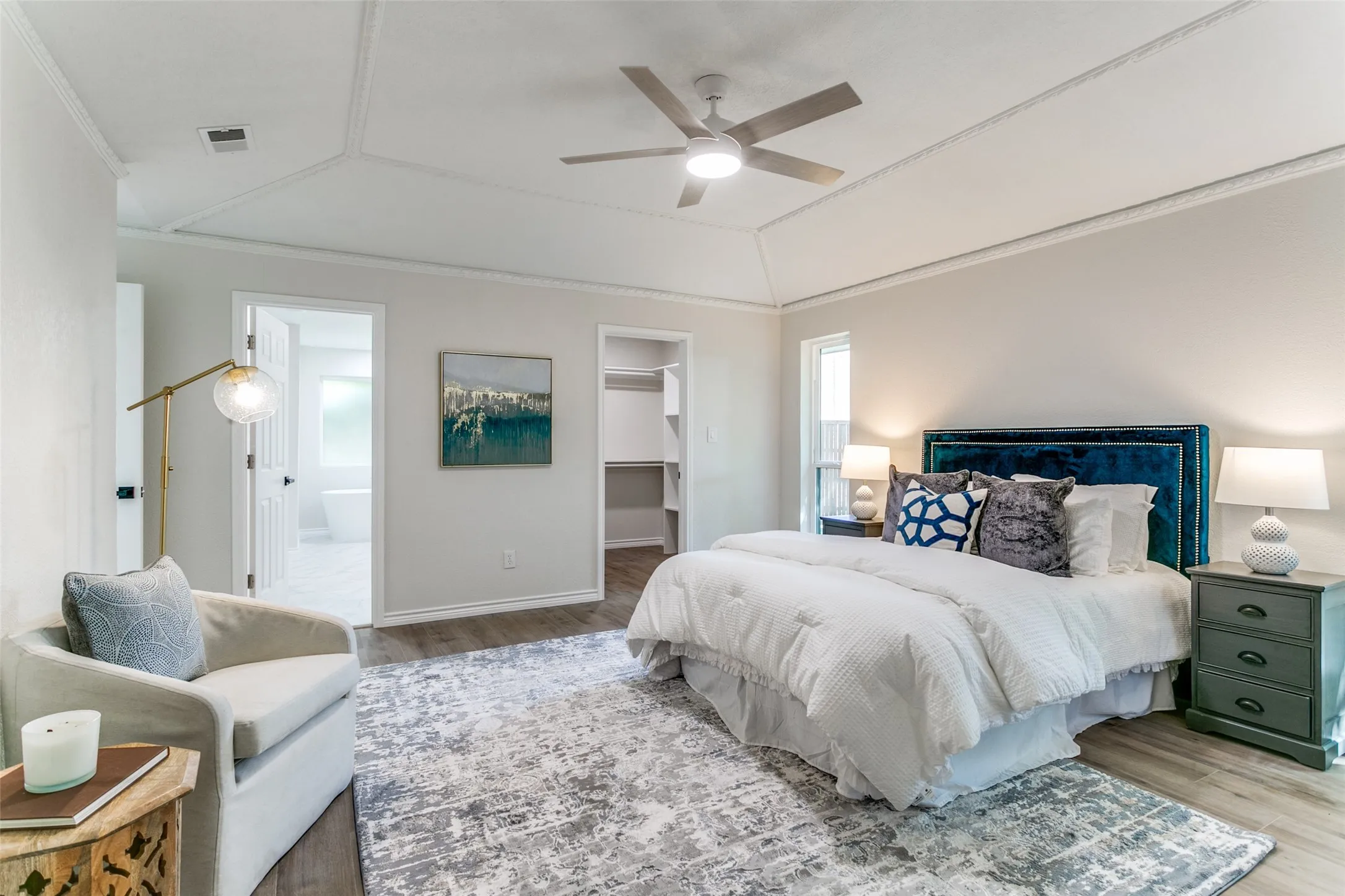Single Family Residence For Rent in Collin County , 17402 Oakington Court, Dallas, Texas 75252, 5 Bedroom, 4 Bathroom, Garage spaces, 2,775 Sqft, built in 1983, Preowned, mls#21252916, Real Estate Agent in Dallas, Homes For Rent in Collin county, Homes For Rent in Dallas, Realtor in Dallas Texas, Real Estate Brokerage Independent Realty Texas, Luminita Cordes Realtor