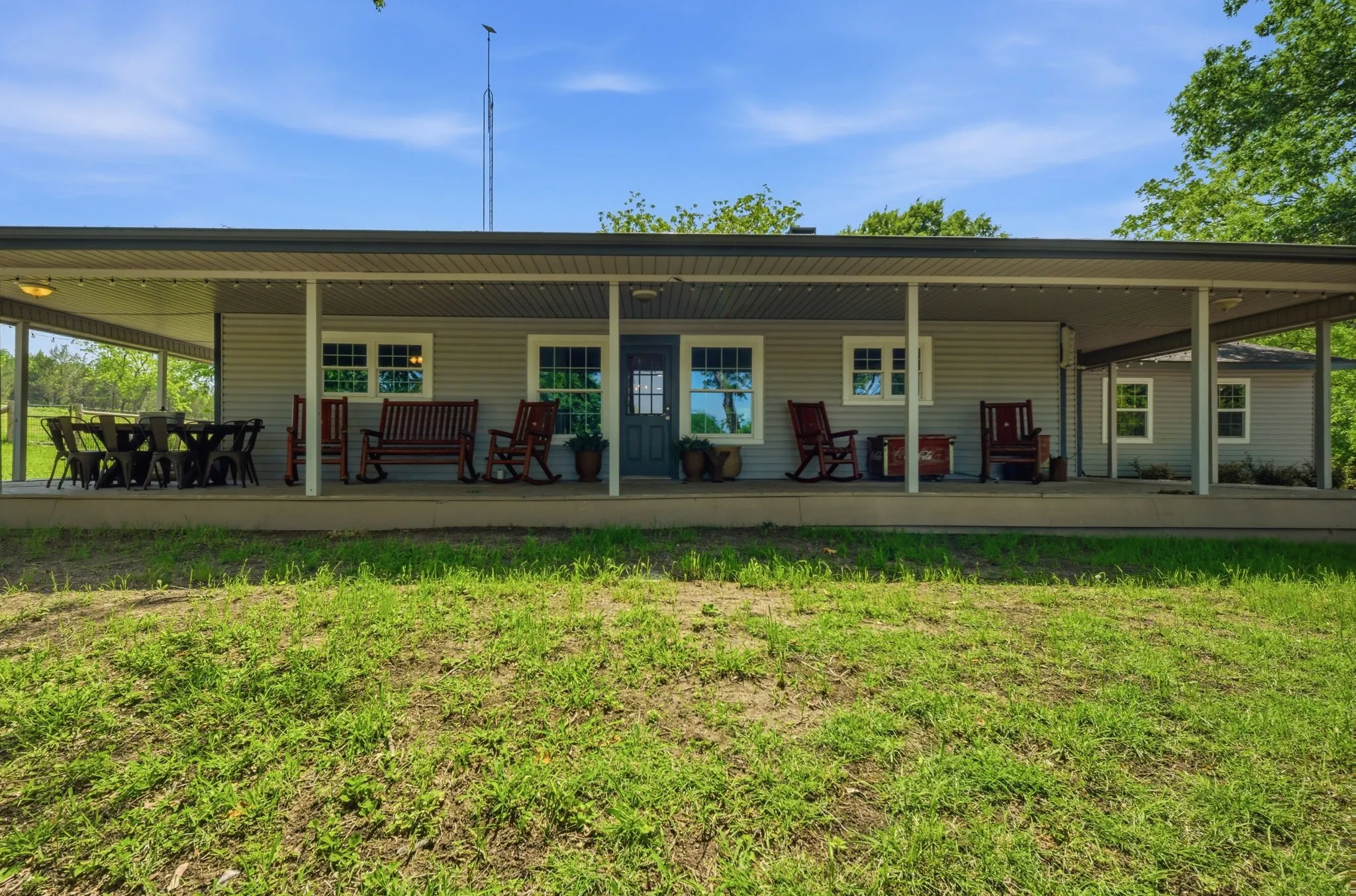 Single Family Residence For Sale in Grayson County , 1499 Harrell Road, Howe, Texas 75459, 3 Bedrooms, 2 Bathrooms, Garage spaces, 2,161 Sqft, built in 1985, Price $1,250,000, mls#21245342, Real Estate Agent in Howe, Homes For Sale in Grayson county, Homes For Sale in Howe, Realtor in Howe Texas, Real Estate Brokerage Independent Realty Texas, Luminita Cordes Realtor