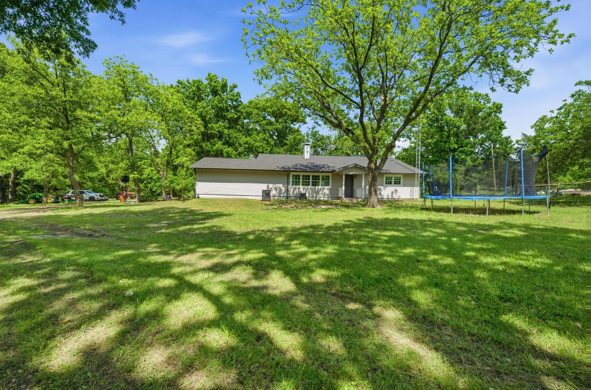 Single Family Residence For Sale in Grayson County , 1499 Harrell Road, Howe, Texas 75459, 3 Bedrooms, 2 Bathrooms, Garage spaces, 2,161 Sqft, built in 1985, Price $1,250,000, mls#21245342, Real Estate Agent in Howe, Homes For Sale in Grayson county, Homes For Sale in Howe, Realtor in Howe Texas, Real Estate Brokerage Independent Realty Texas, Luminita Cordes Realtor