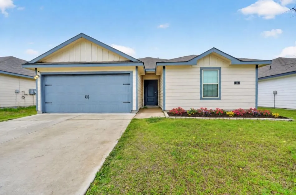 Single Family Residence For Sale in Rockwall County , 166 Vitex Drive, Royse City, Texas 75189, 3 Bedroom, 2 Bathroom, 2 Garage spaces, 1,417 Sqft, built in 2023, Preowned, mls#21254230, Real Estate Agent in Royse City, Homes For Sale in Rockwall county, Homes For Sale in Royse City, Realtor in Royse City Texas, Real Estate Brokerage Independent Realty Texas, Luminita Cordes Realtor