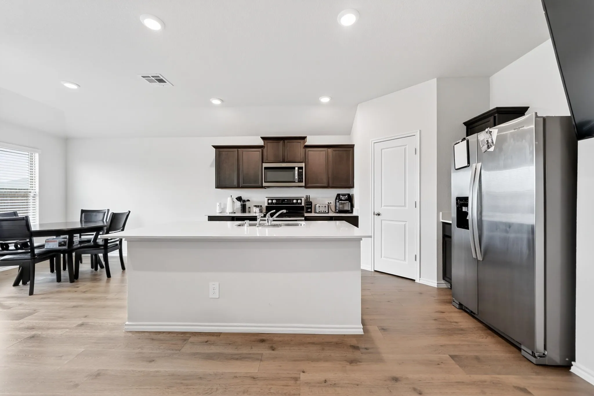 Single Family Residence For Sale in Rockwall County , 166 Vitex Drive, Royse City, Texas 75189, 3 Bedroom, 2 Bathroom, 2 Garage spaces, 1,417 Sqft, built in 2023, Preowned, mls#21254230, Real Estate Agent in Royse City, Homes For Sale in Rockwall county, Homes For Sale in Royse City, Realtor in Royse City Texas, Real Estate Brokerage Independent Realty Texas, Luminita Cordes Realtor