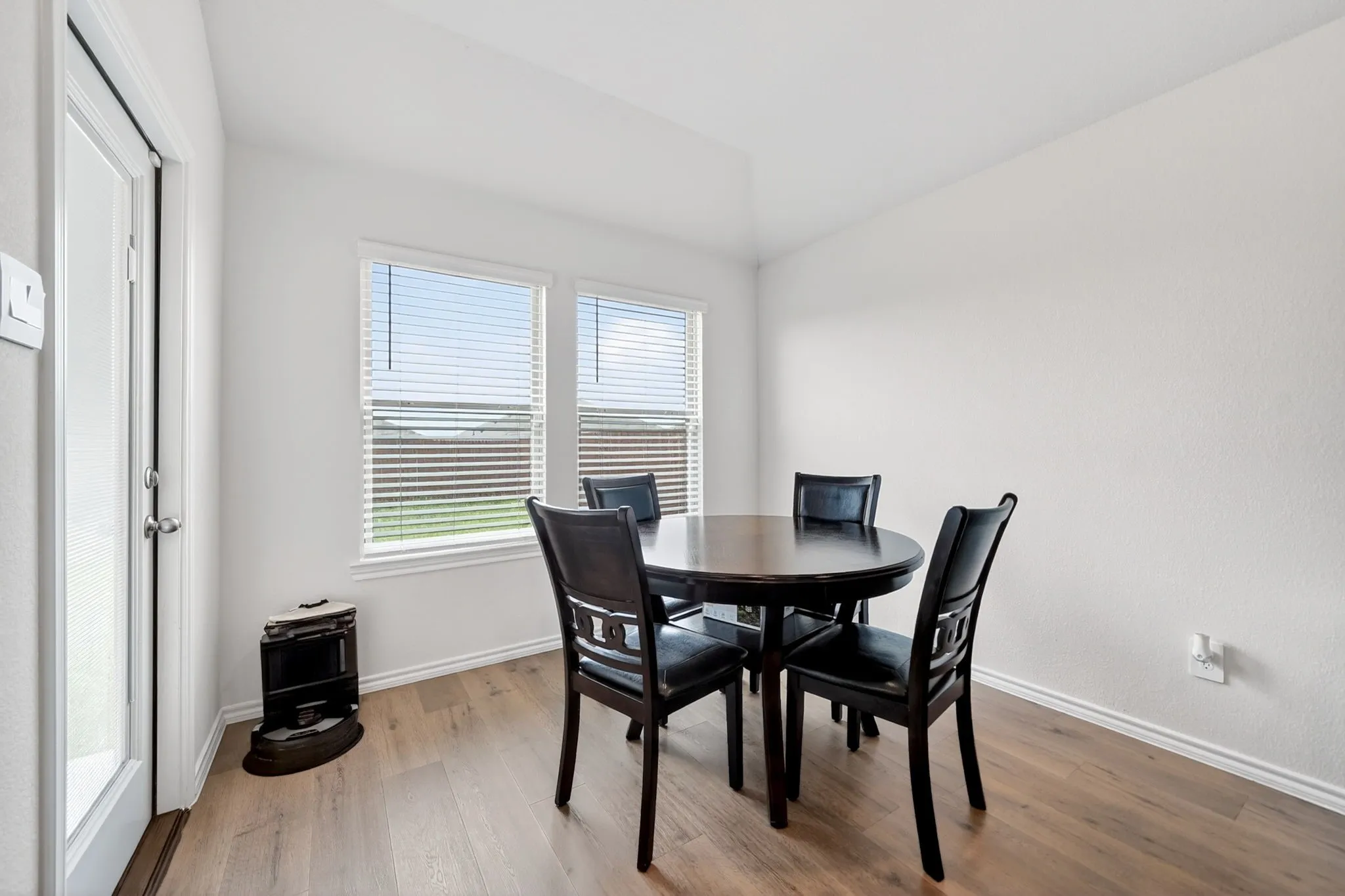 Single Family Residence For Sale in Rockwall County , 166 Vitex Drive, Royse City, Texas 75189, 3 Bedroom, 2 Bathroom, 2 Garage spaces, 1,417 Sqft, built in 2023, Preowned, mls#21254230, Real Estate Agent in Royse City, Homes For Sale in Rockwall county, Homes For Sale in Royse City, Realtor in Royse City Texas, Real Estate Brokerage Independent Realty Texas, Luminita Cordes Realtor