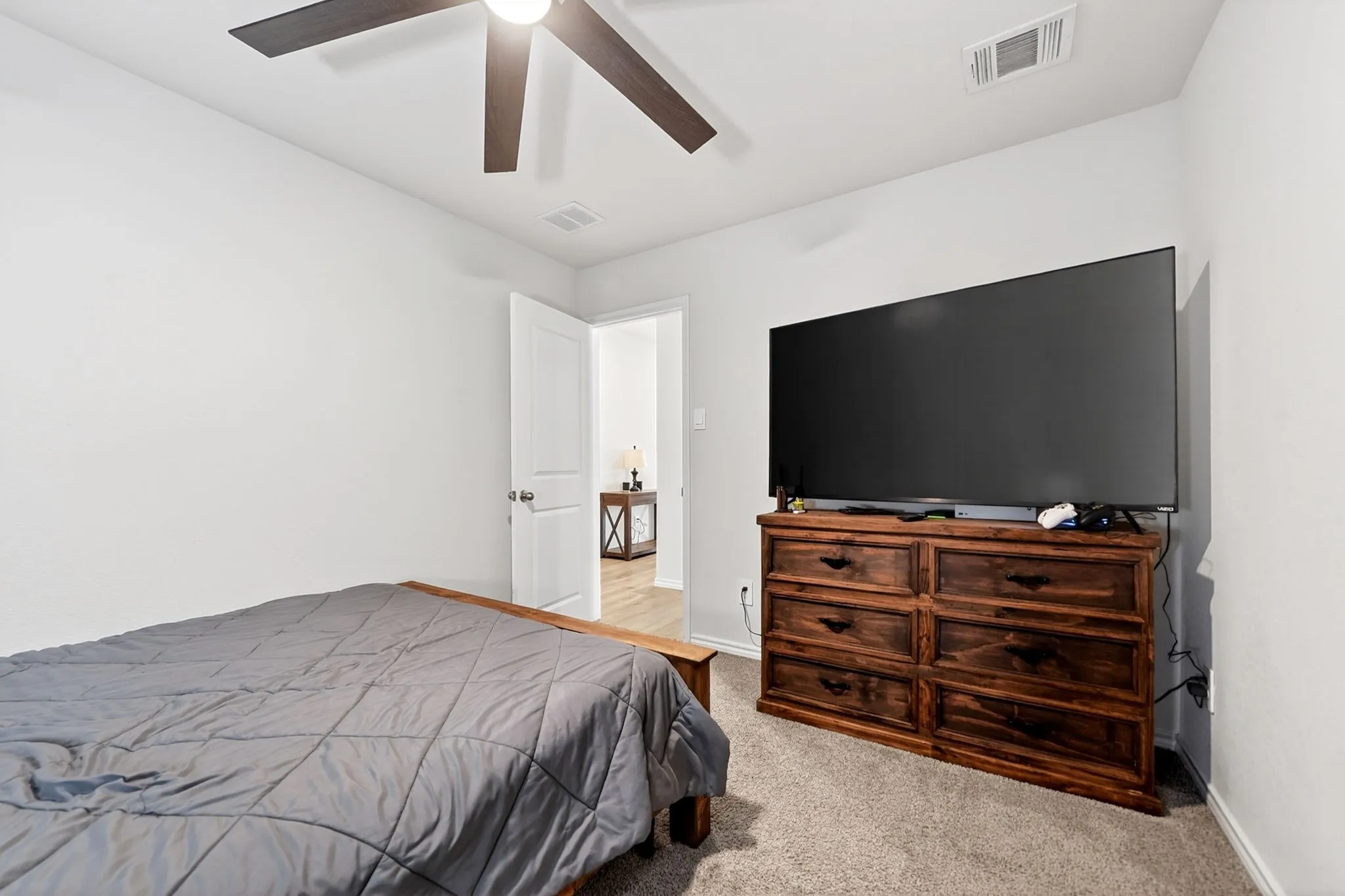 Single Family Residence For Sale in Rockwall County , 166 Vitex Drive, Royse City, Texas 75189, 3 Bedroom, 2 Bathroom, 2 Garage spaces, 1,417 Sqft, built in 2023, Preowned, mls#21254230, Real Estate Agent in Royse City, Homes For Sale in Rockwall county, Homes For Sale in Royse City, Realtor in Royse City Texas, Real Estate Brokerage Independent Realty Texas, Luminita Cordes Realtor