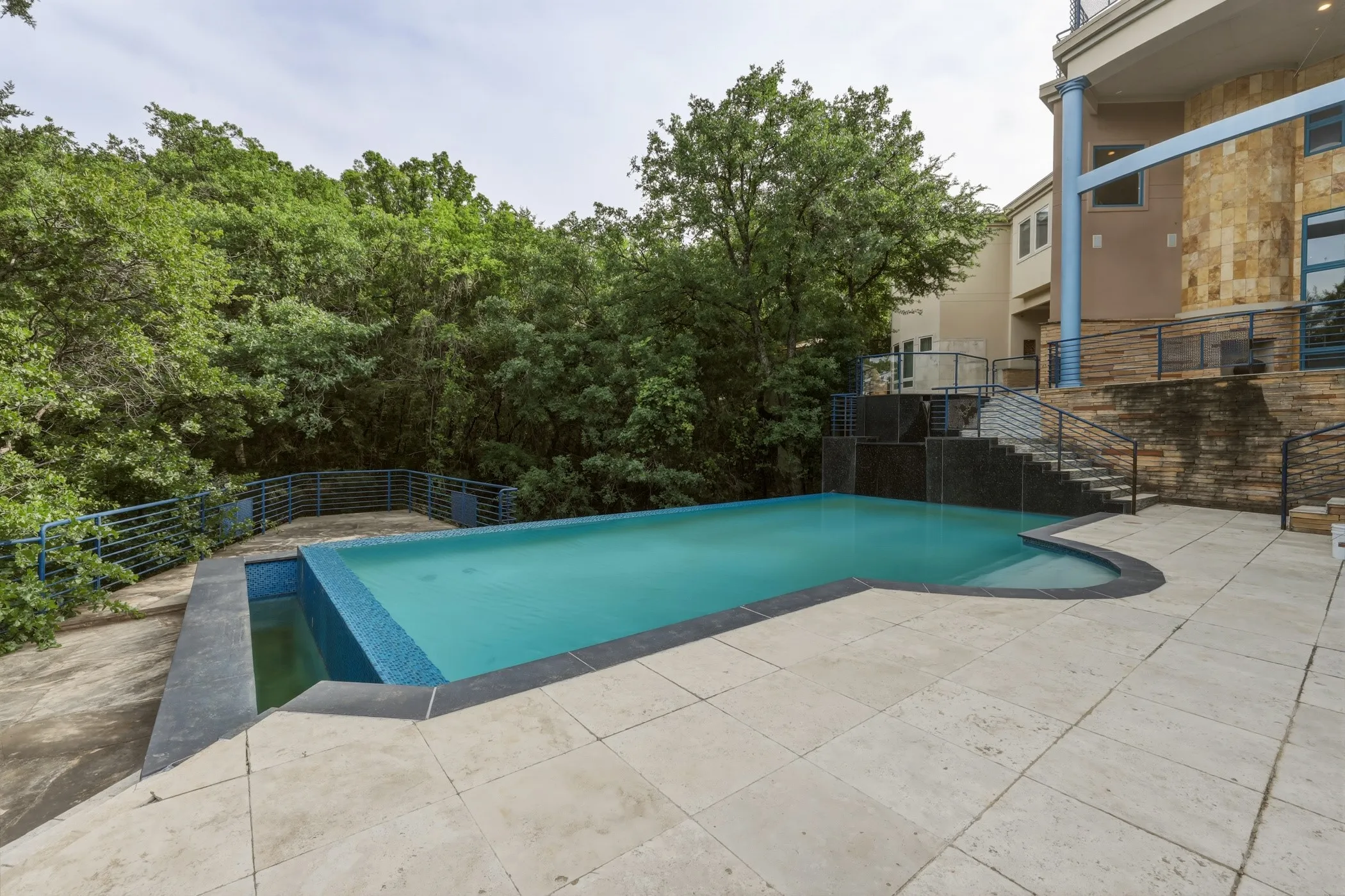 Single Family Residence For Sale in Tarrant County , 2607 Hemingway Drive, Arlington, Texas 76006, 4 Bedroom, 5 Bathroom, 2 Garage spaces, 6,632 Sqft, built in 2002, Preowned, Price $2,995,000, mls#21231250, Real Estate Agent in Arlington, Homes For Sale in Tarrant county, Homes For Sale in Arlington, Realtor in Arlington Texas, Real Estate Brokerage Independent Realty Texas, Luminita Cordes Realtor