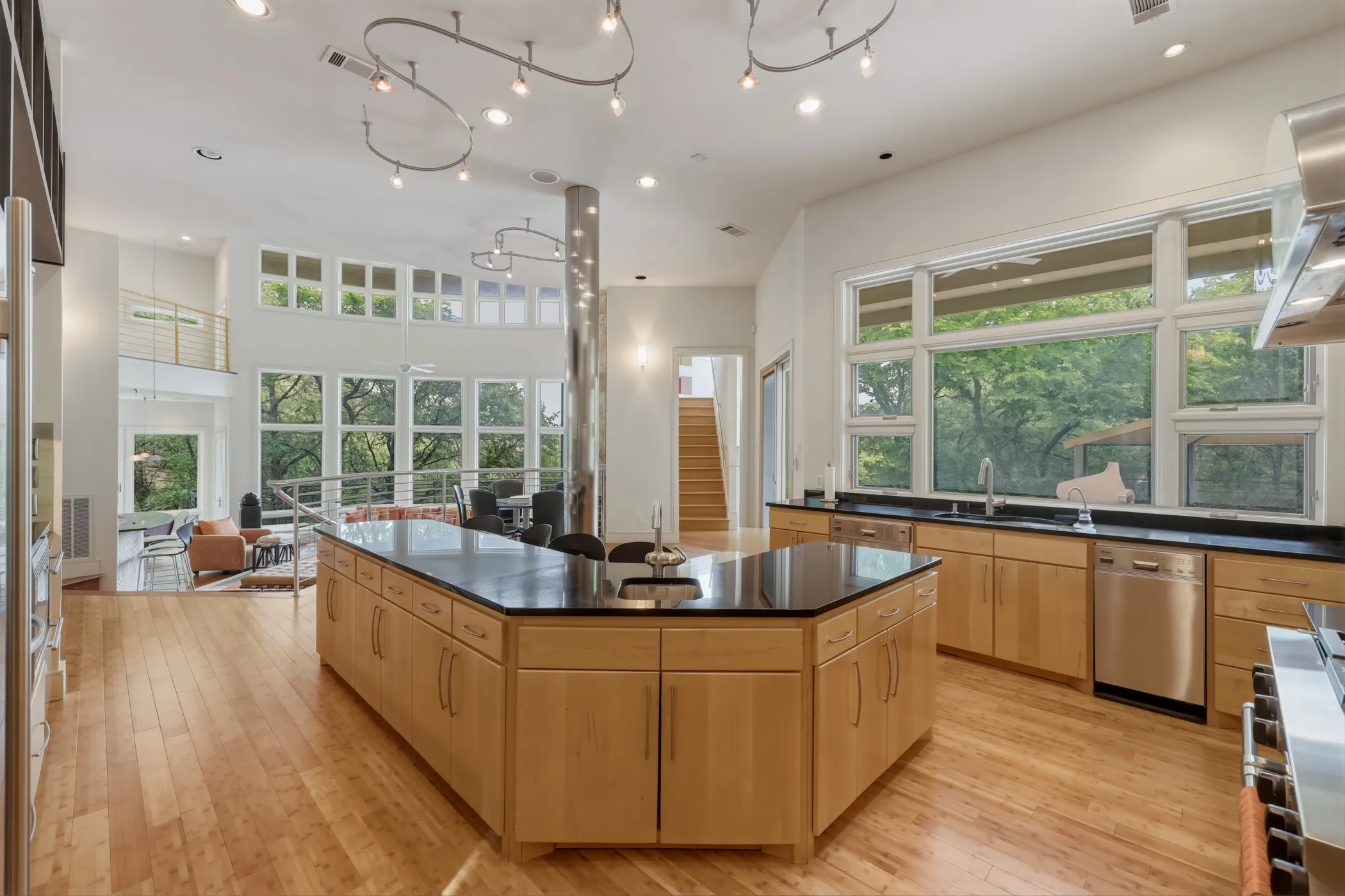 Single Family Residence For Sale in Tarrant County , 2607 Hemingway Drive, Arlington, Texas 76006, 4 Bedroom, 5 Bathroom, 2 Garage spaces, 6,632 Sqft, built in 2002, Preowned, Price $2,995,000, mls#21231250, Real Estate Agent in Arlington, Homes For Sale in Tarrant county, Homes For Sale in Arlington, Realtor in Arlington Texas, Real Estate Brokerage Independent Realty Texas, Luminita Cordes Realtor