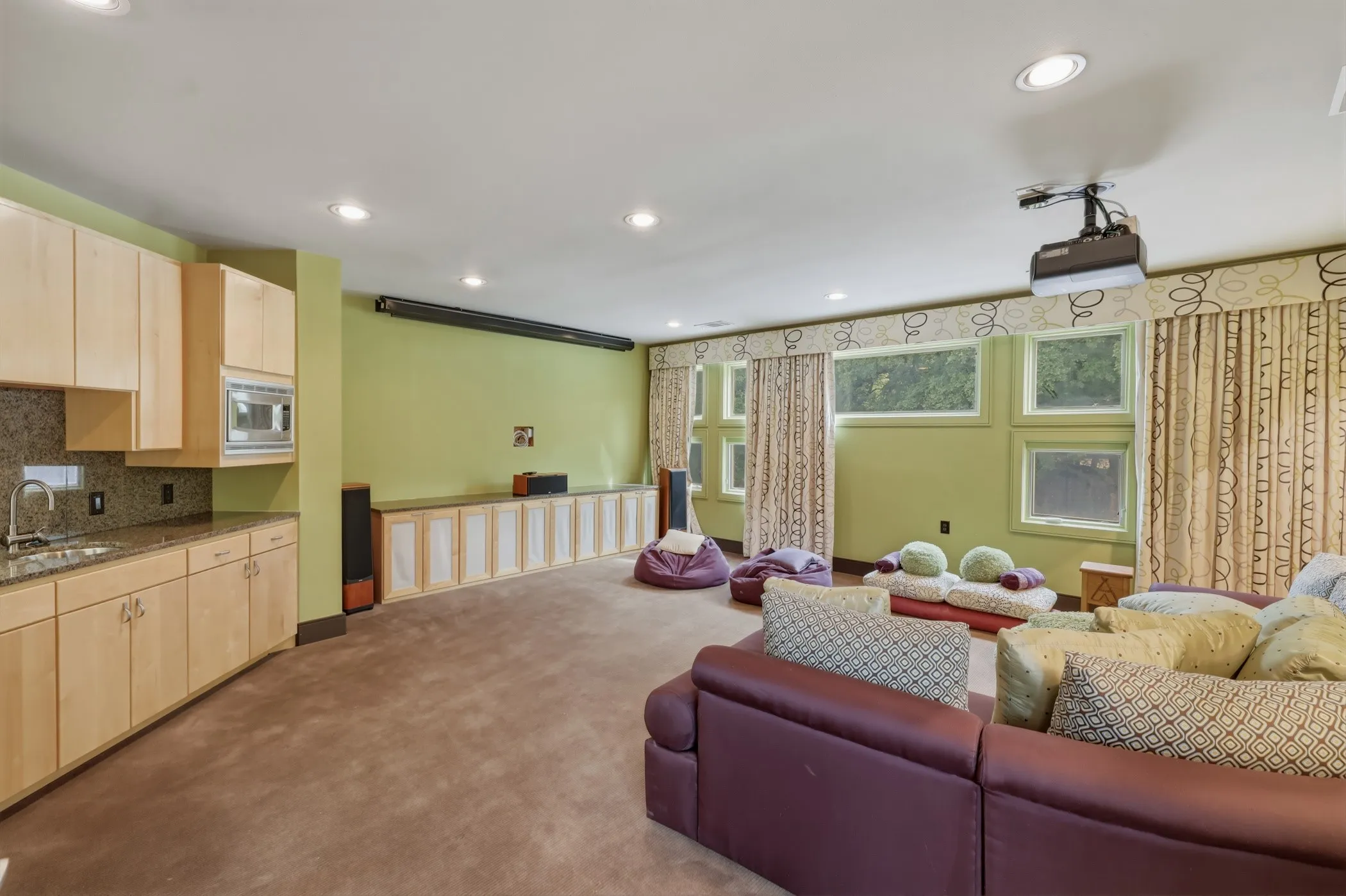 Single Family Residence For Sale in Tarrant County , 2607 Hemingway Drive, Arlington, Texas 76006, 4 Bedroom, 5 Bathroom, 2 Garage spaces, 6,632 Sqft, built in 2002, Preowned, Price $2,995,000, mls#21231250, Real Estate Agent in Arlington, Homes For Sale in Tarrant county, Homes For Sale in Arlington, Realtor in Arlington Texas, Real Estate Brokerage Independent Realty Texas, Luminita Cordes Realtor