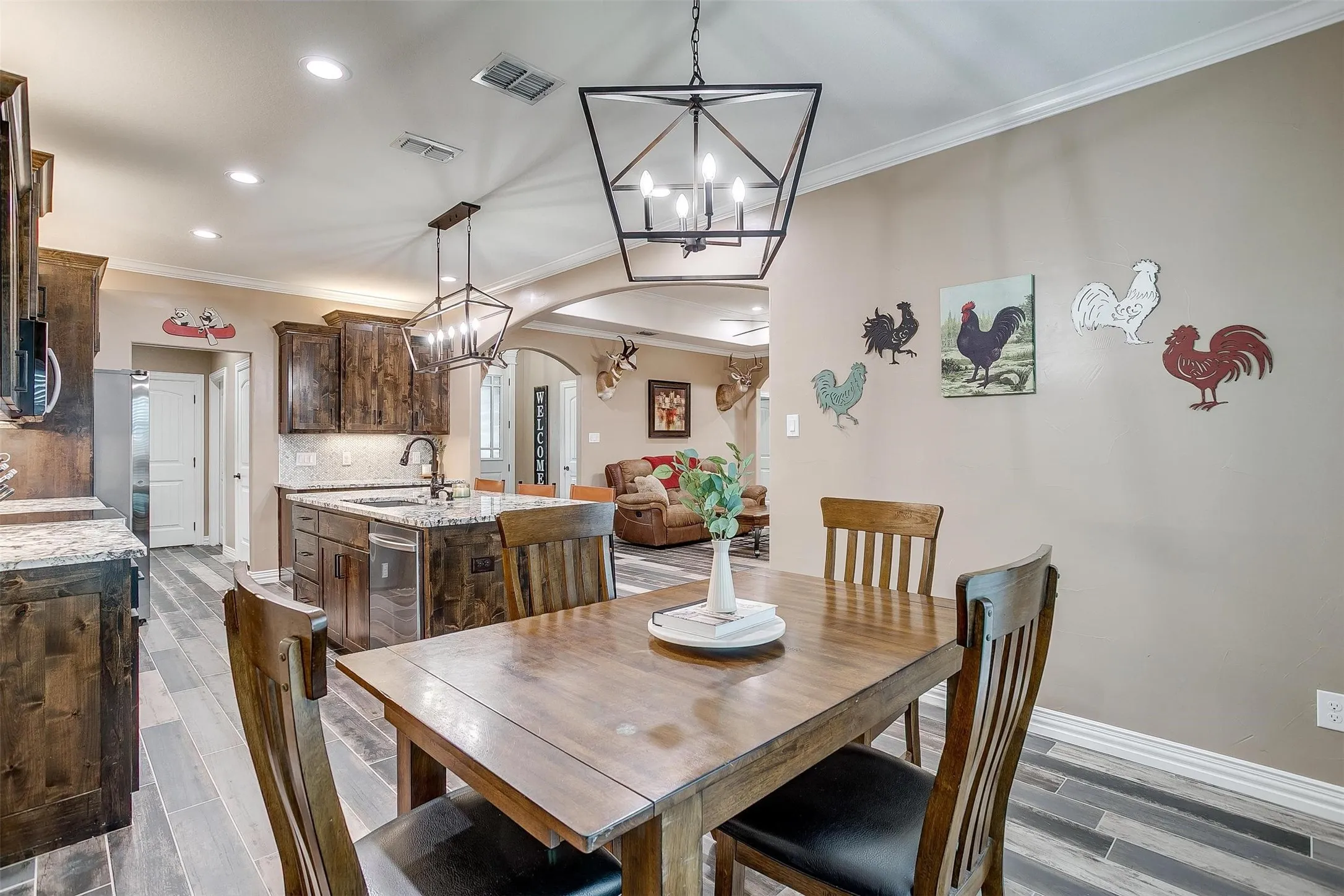 Single Family Residence For Sale in Parker County , 850 Mcclendon Walker Road, Aledo, Texas 76008, 3 Bedroom, 3 Bathroom, 2 Garage spaces, 1,820 Sqft, built in 2021, Preowned, mls#21254158, Real Estate Agent in Aledo, Homes For Sale in Parker county, Homes For Sale in Aledo, Realtor in Aledo Texas, Real Estate Brokerage Independent Realty Texas, Luminita Cordes Realtor