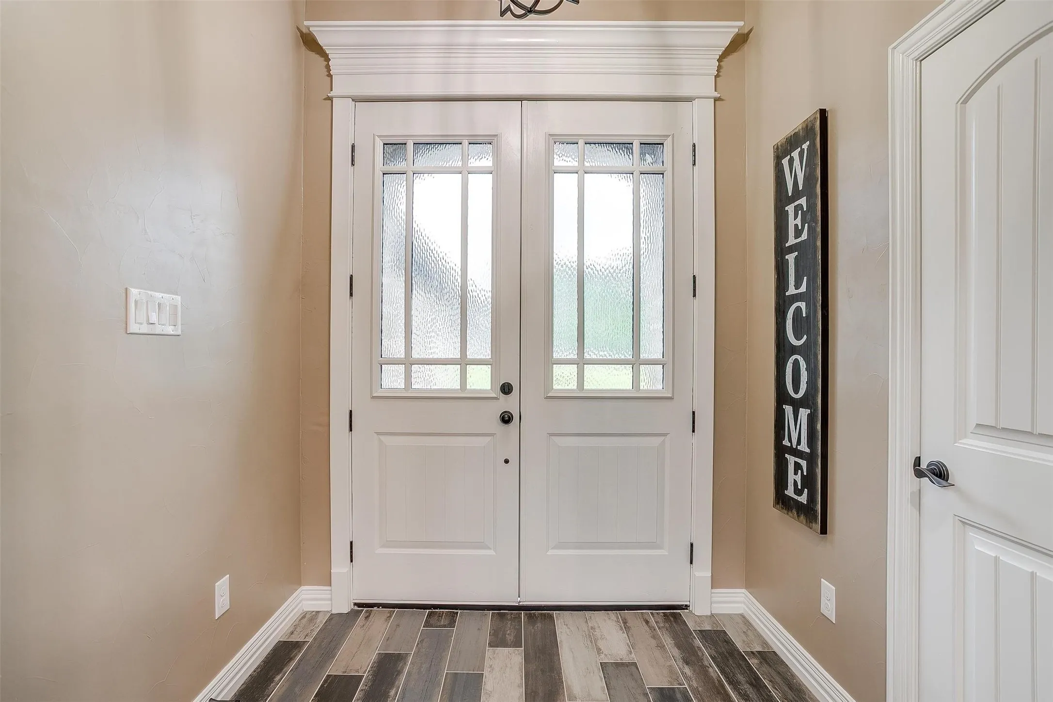 Single Family Residence For Sale in Parker County , 850 Mcclendon Walker Road, Aledo, Texas 76008, 3 Bedroom, 3 Bathroom, 2 Garage spaces, 1,820 Sqft, built in 2021, Preowned, mls#21254158, Real Estate Agent in Aledo, Homes For Sale in Parker county, Homes For Sale in Aledo, Realtor in Aledo Texas, Real Estate Brokerage Independent Realty Texas, Luminita Cordes Realtor