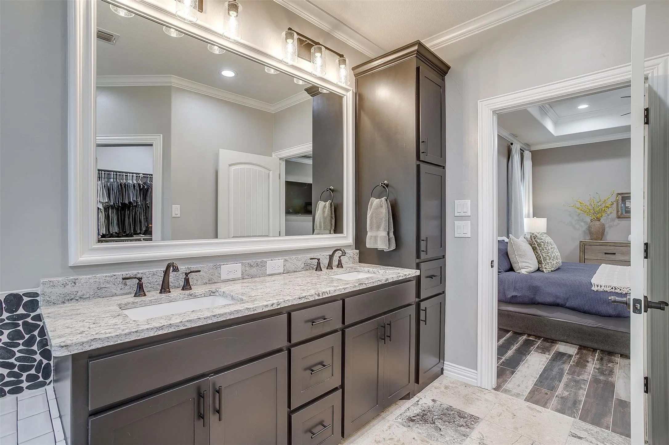 Single Family Residence For Sale in Parker County , 850 Mcclendon Walker Road, Aledo, Texas 76008, 3 Bedroom, 3 Bathroom, 2 Garage spaces, 1,820 Sqft, built in 2021, Preowned, mls#21254158, Real Estate Agent in Aledo, Homes For Sale in Parker county, Homes For Sale in Aledo, Realtor in Aledo Texas, Real Estate Brokerage Independent Realty Texas, Luminita Cordes Realtor