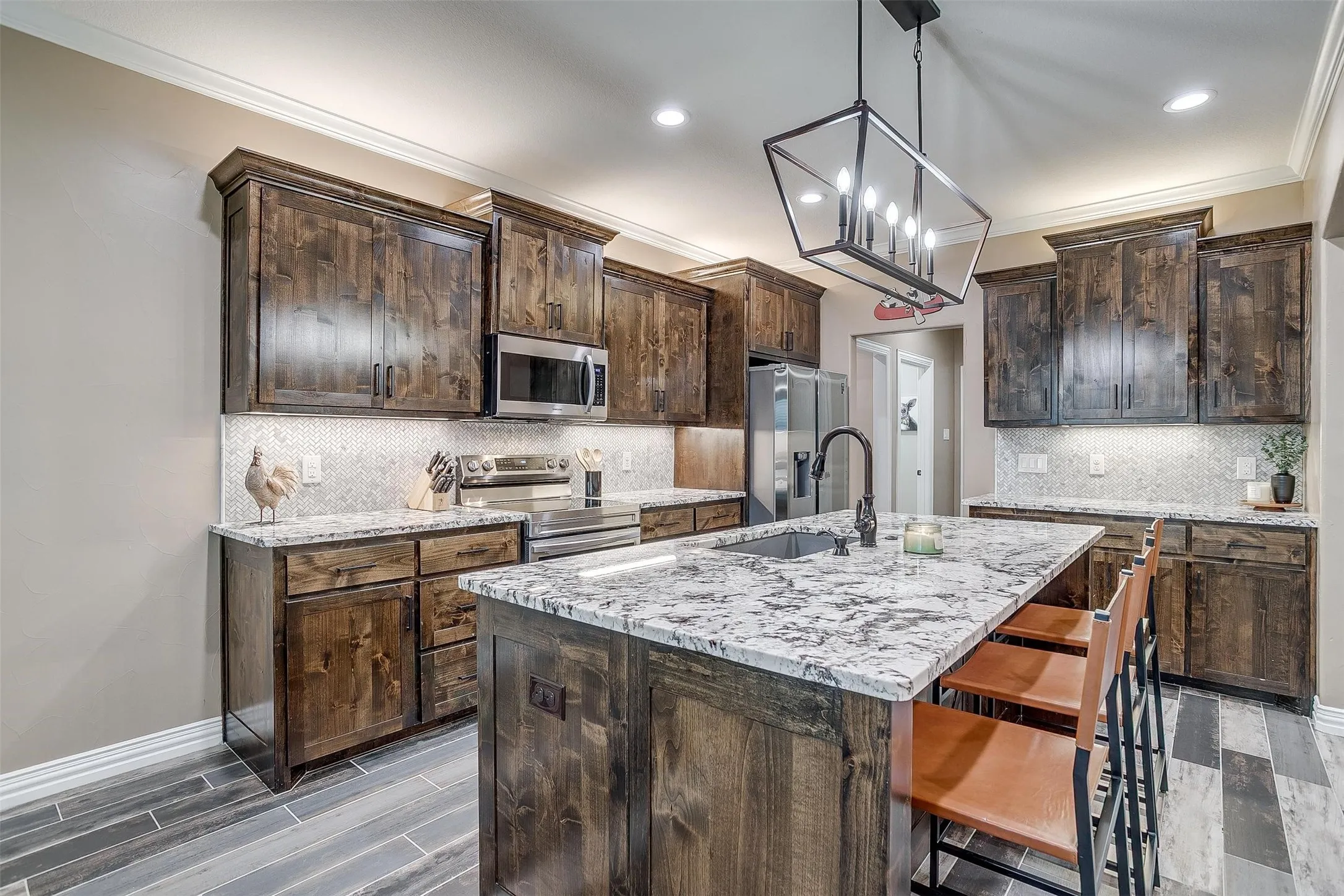 Single Family Residence For Sale in Parker County , 850 Mcclendon Walker Road, Aledo, Texas 76008, 3 Bedroom, 3 Bathroom, 2 Garage spaces, 1,820 Sqft, built in 2021, Preowned, mls#21254158, Real Estate Agent in Aledo, Homes For Sale in Parker county, Homes For Sale in Aledo, Realtor in Aledo Texas, Real Estate Brokerage Independent Realty Texas, Luminita Cordes Realtor
