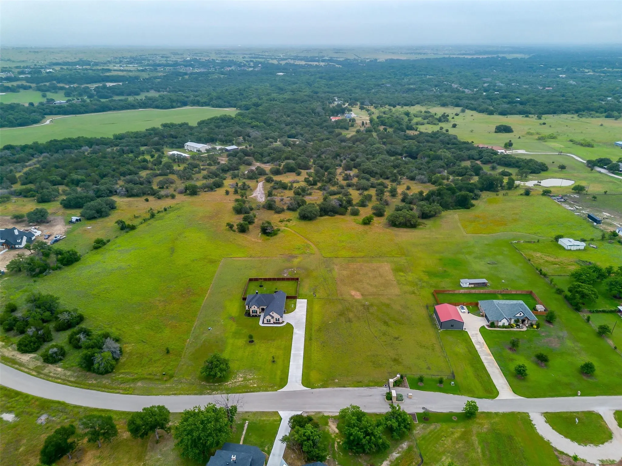 Single Family Residence For Sale in Parker County , 850 Mcclendon Walker Road, Aledo, Texas 76008, 3 Bedroom, 3 Bathroom, 2 Garage spaces, 1,820 Sqft, built in 2021, Preowned, mls#21254158, Real Estate Agent in Aledo, Homes For Sale in Parker county, Homes For Sale in Aledo, Realtor in Aledo Texas, Real Estate Brokerage Independent Realty Texas, Luminita Cordes Realtor