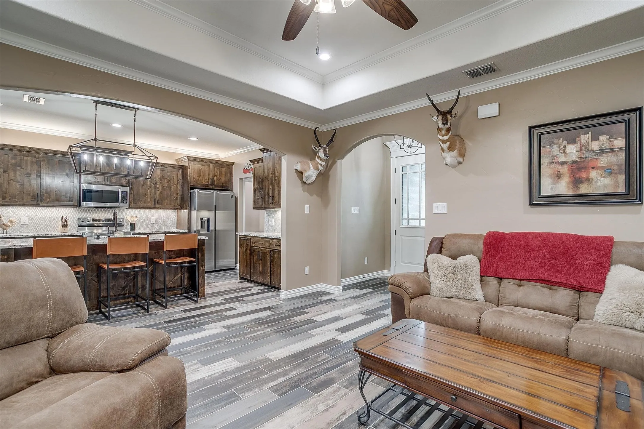 Single Family Residence For Sale in Parker County , 850 Mcclendon Walker Road, Aledo, Texas 76008, 3 Bedroom, 3 Bathroom, 2 Garage spaces, 1,820 Sqft, built in 2021, Preowned, mls#21254158, Real Estate Agent in Aledo, Homes For Sale in Parker county, Homes For Sale in Aledo, Realtor in Aledo Texas, Real Estate Brokerage Independent Realty Texas, Luminita Cordes Realtor